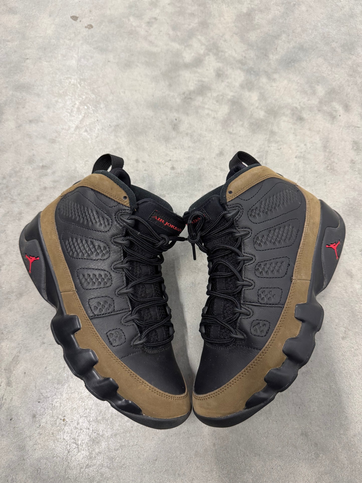 JORDAN 9 “ Olive “