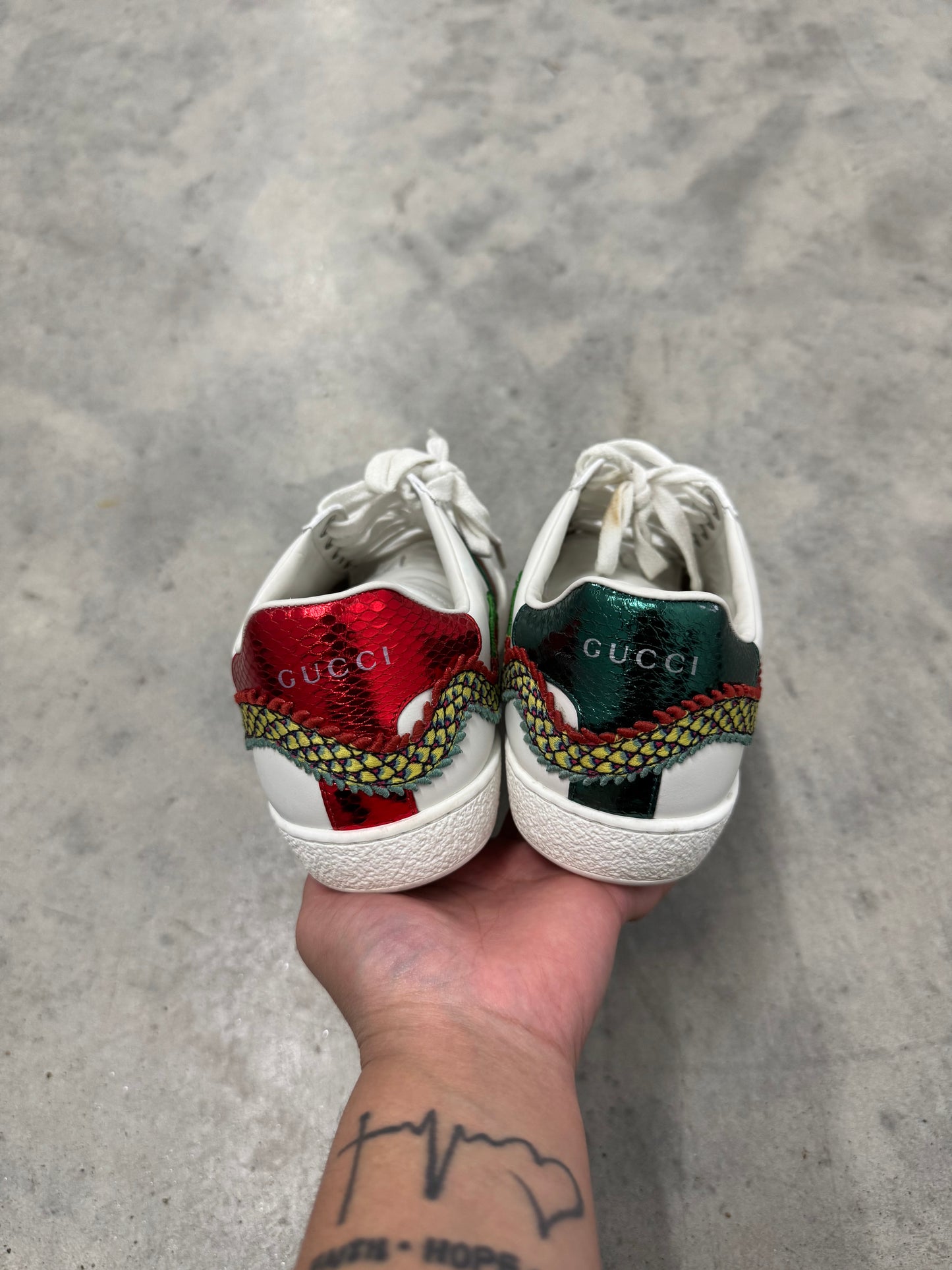 GUCCI ACE EMBROIDERED “ Dragon “