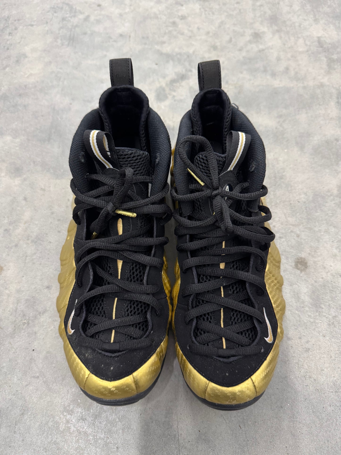 AIR FOAMPOSITE PRO “ Metallic Gold “