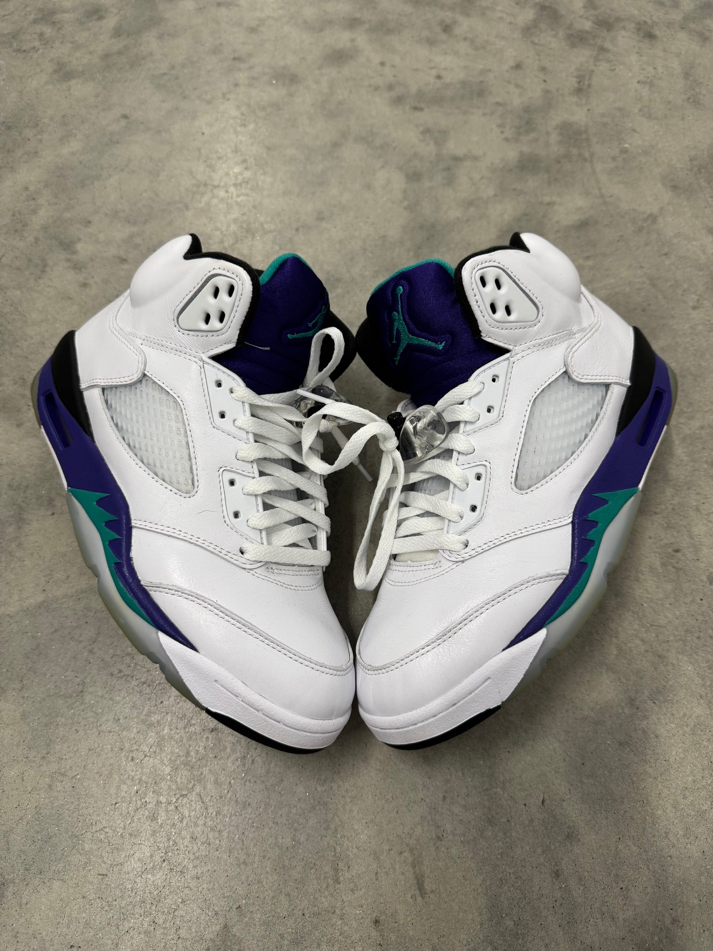 JORDAN 5 “ Grape “