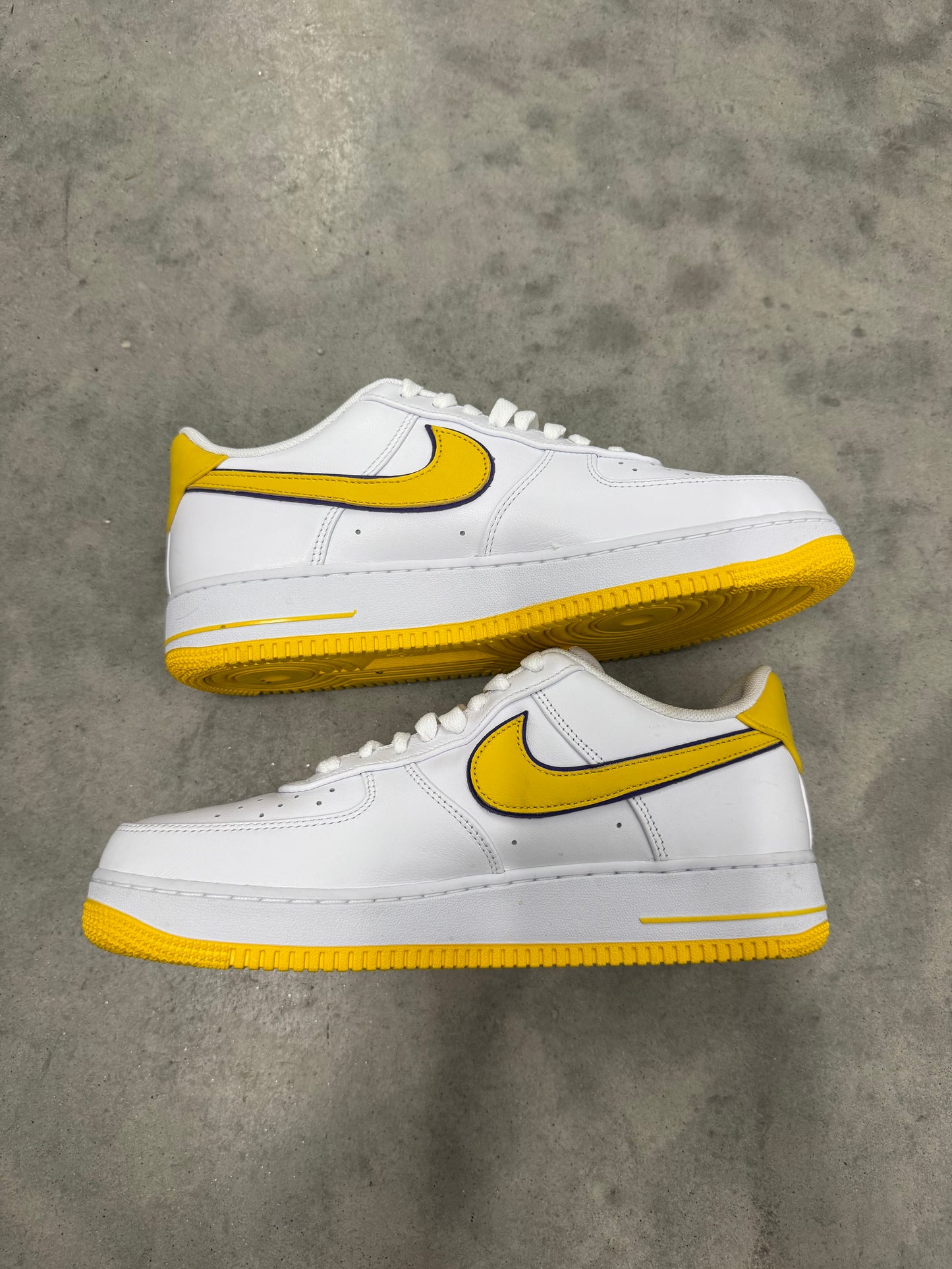 KOBE BRYANT AIR FORCE 1 LOW “ Lakers Home “