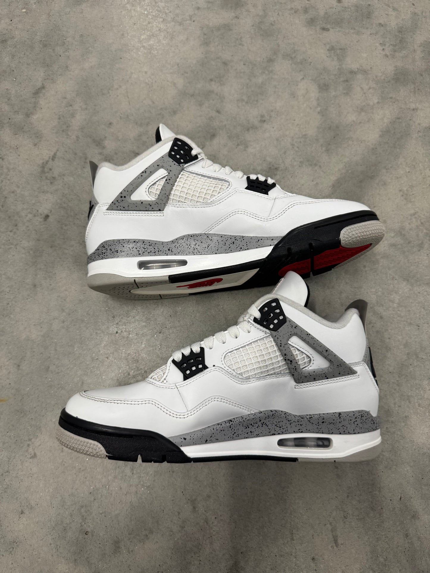 JORDAN 4 “ White Cement “ ( 2025 )