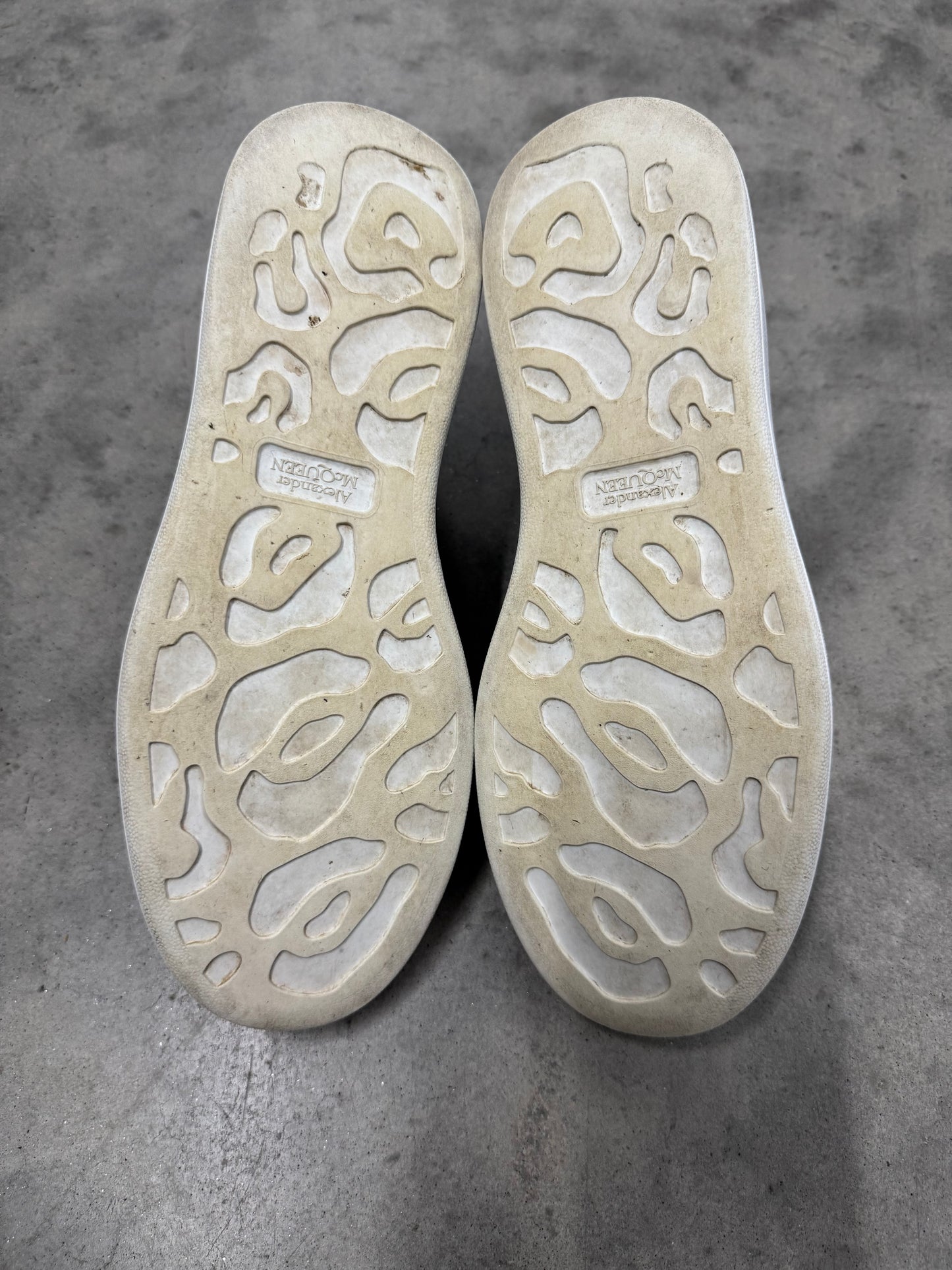 ALEXANDER MCQUEEN OVERSIZED SNEAKERS “ Black “