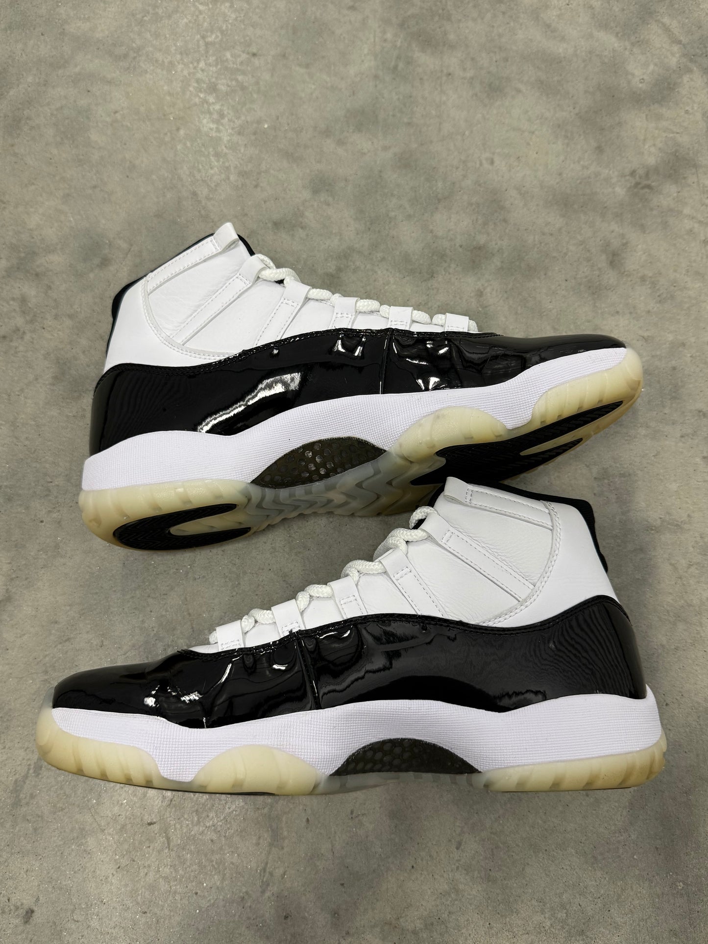 JORDAN 11 “ Defining Moments “