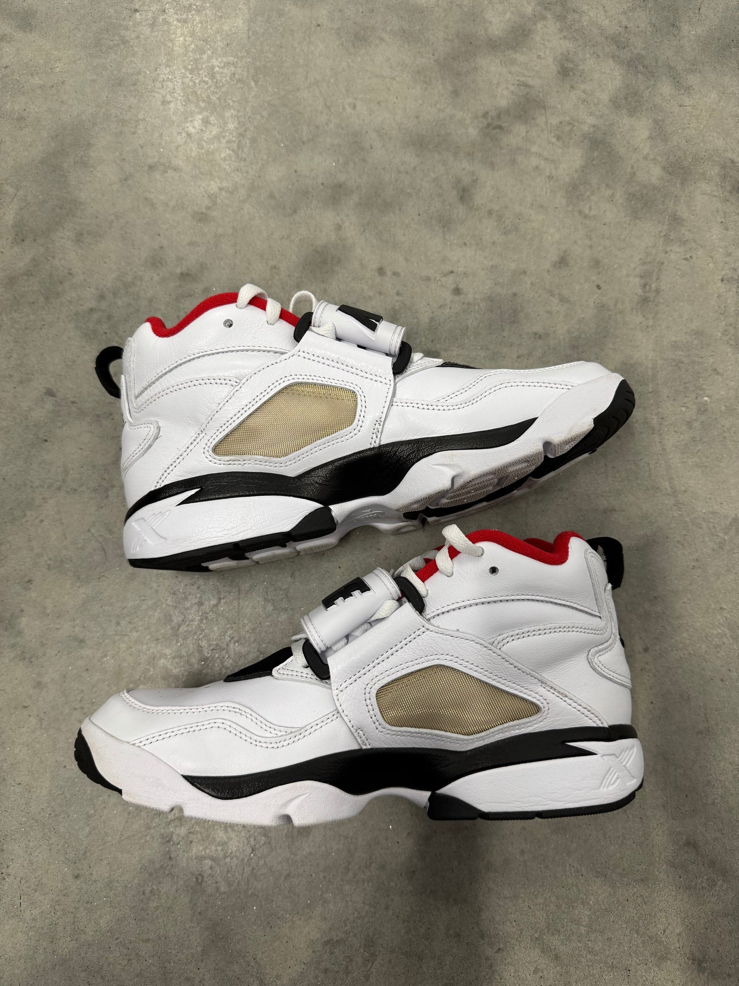 AIR DIAMOND TURF ‘92 “ Atlanta Falcons “