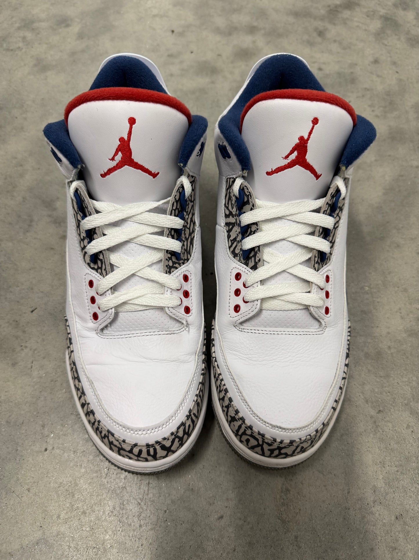 JORDAN 3 “ True Blue “