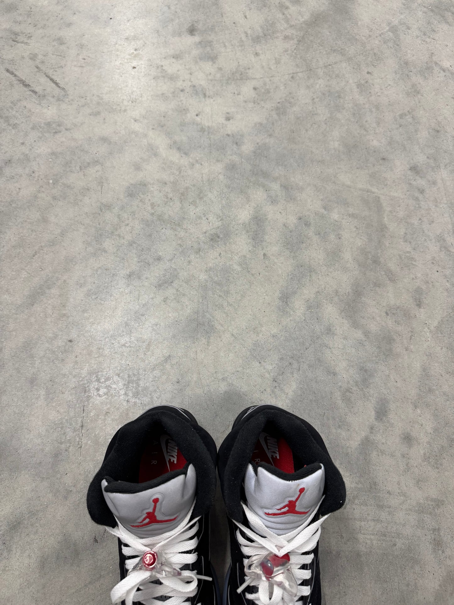JORDAN 5 “ Black Metallic Reimagined “