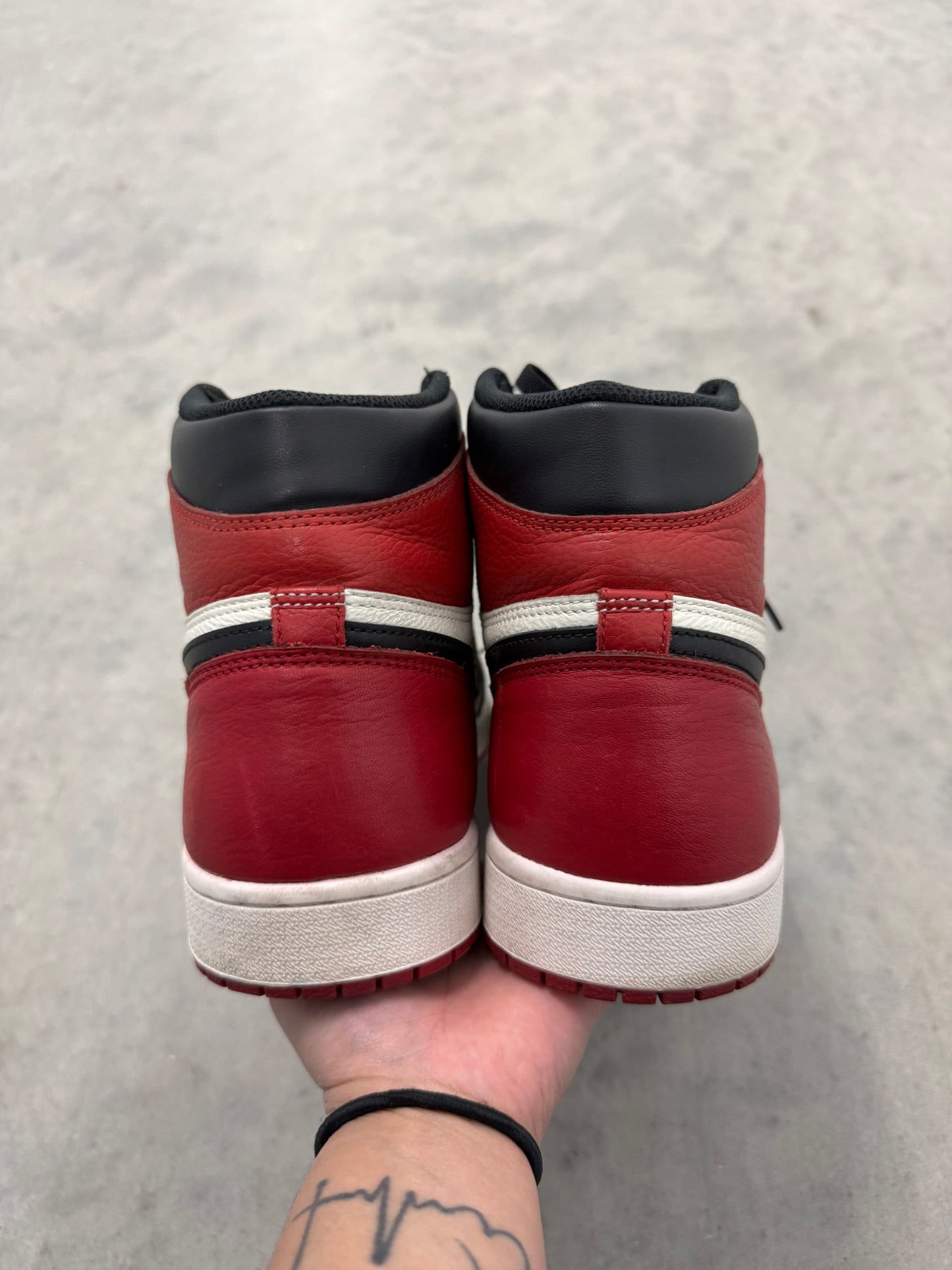 JORDAN 1 “ Bred Toe “