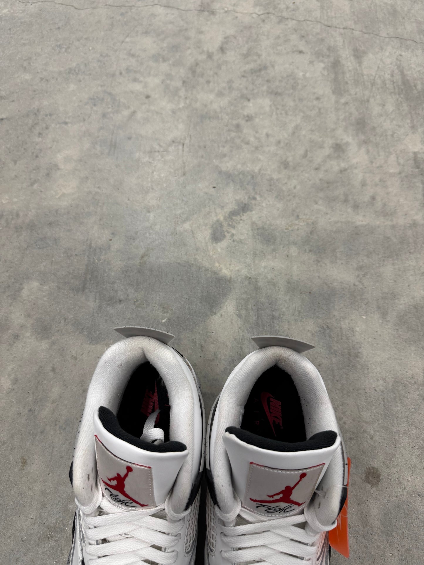 JORDAN 4 “ White Cement “