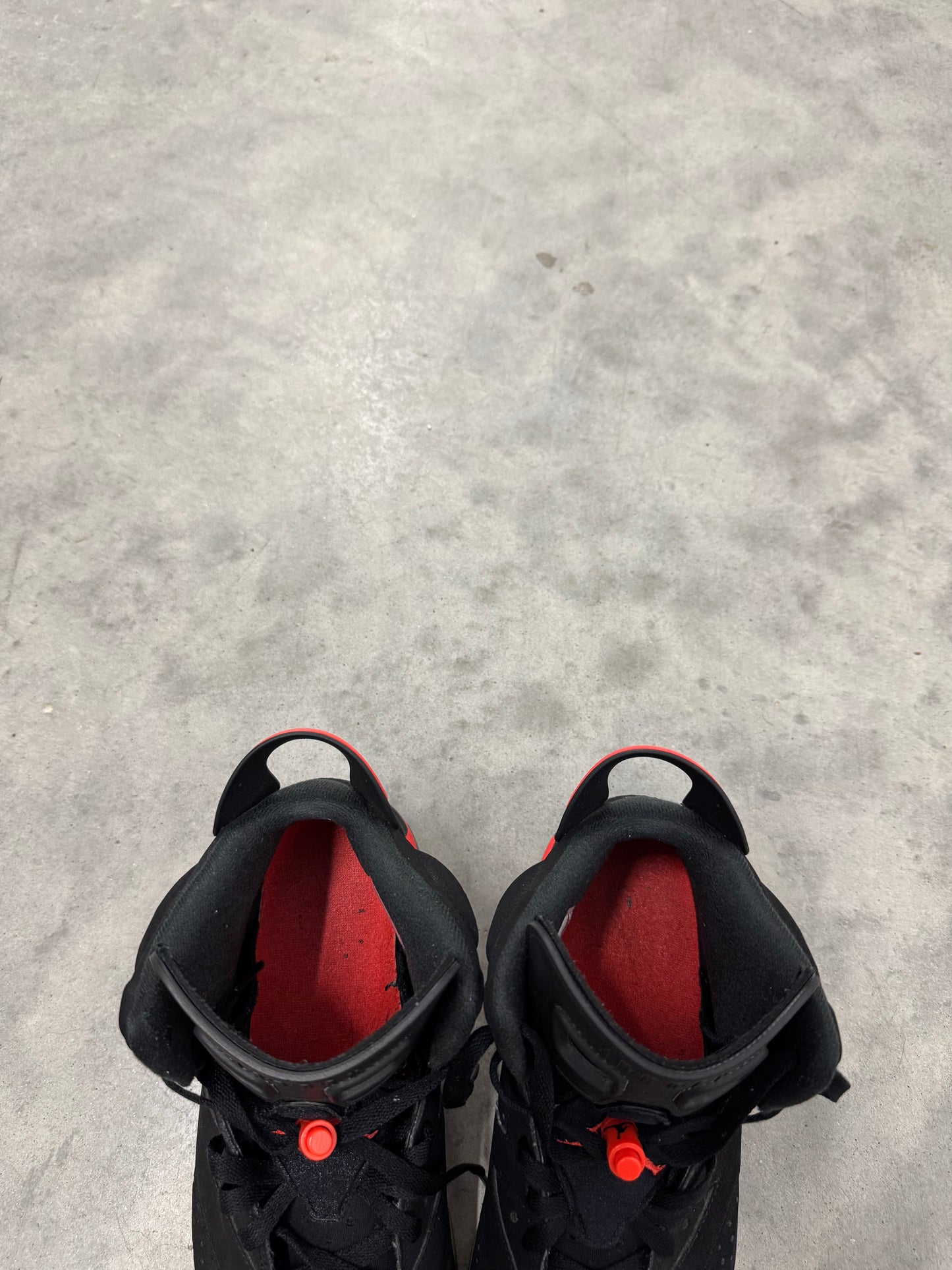 JORDAN 6 “ Infrared “