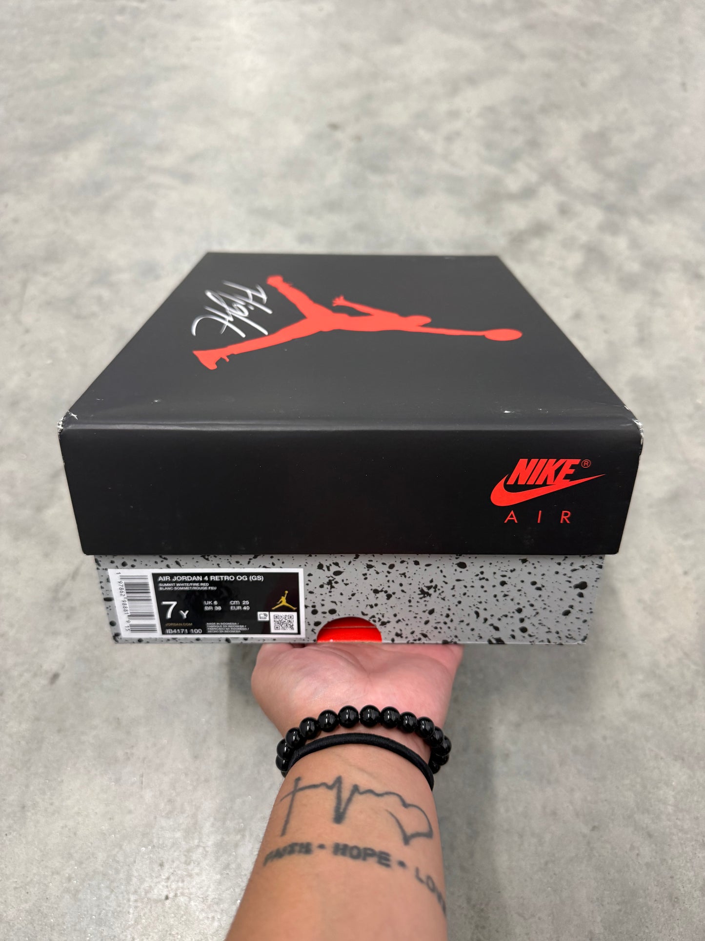 JORDAN 4 “ White Cement “ ( 2025 )