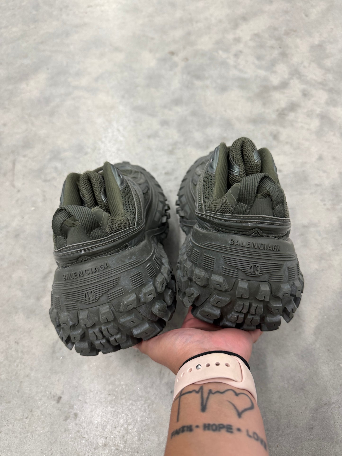 BALENCIAGA BOUNCER “ Green “