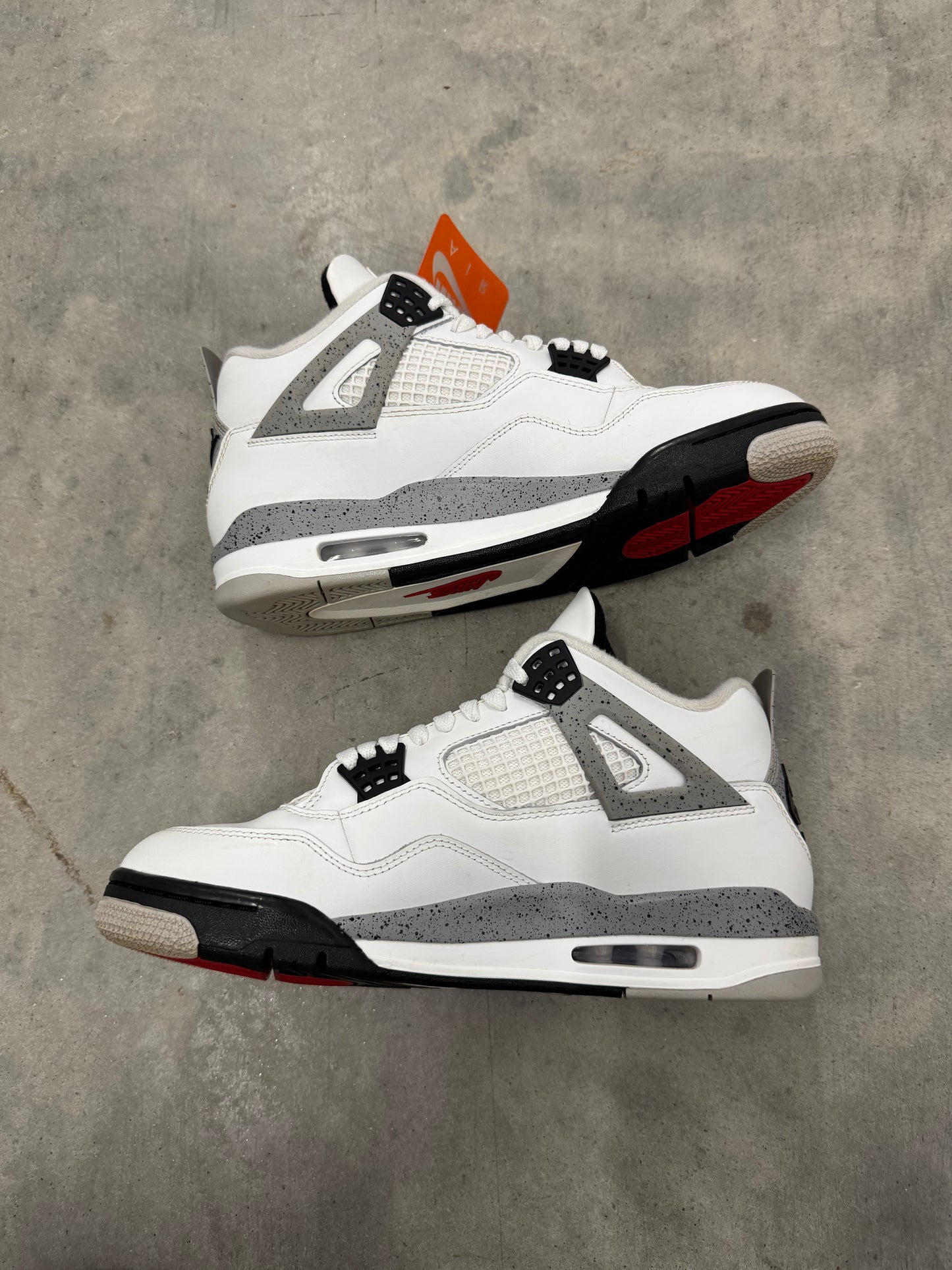 JORDAN 4 “ White Cement “