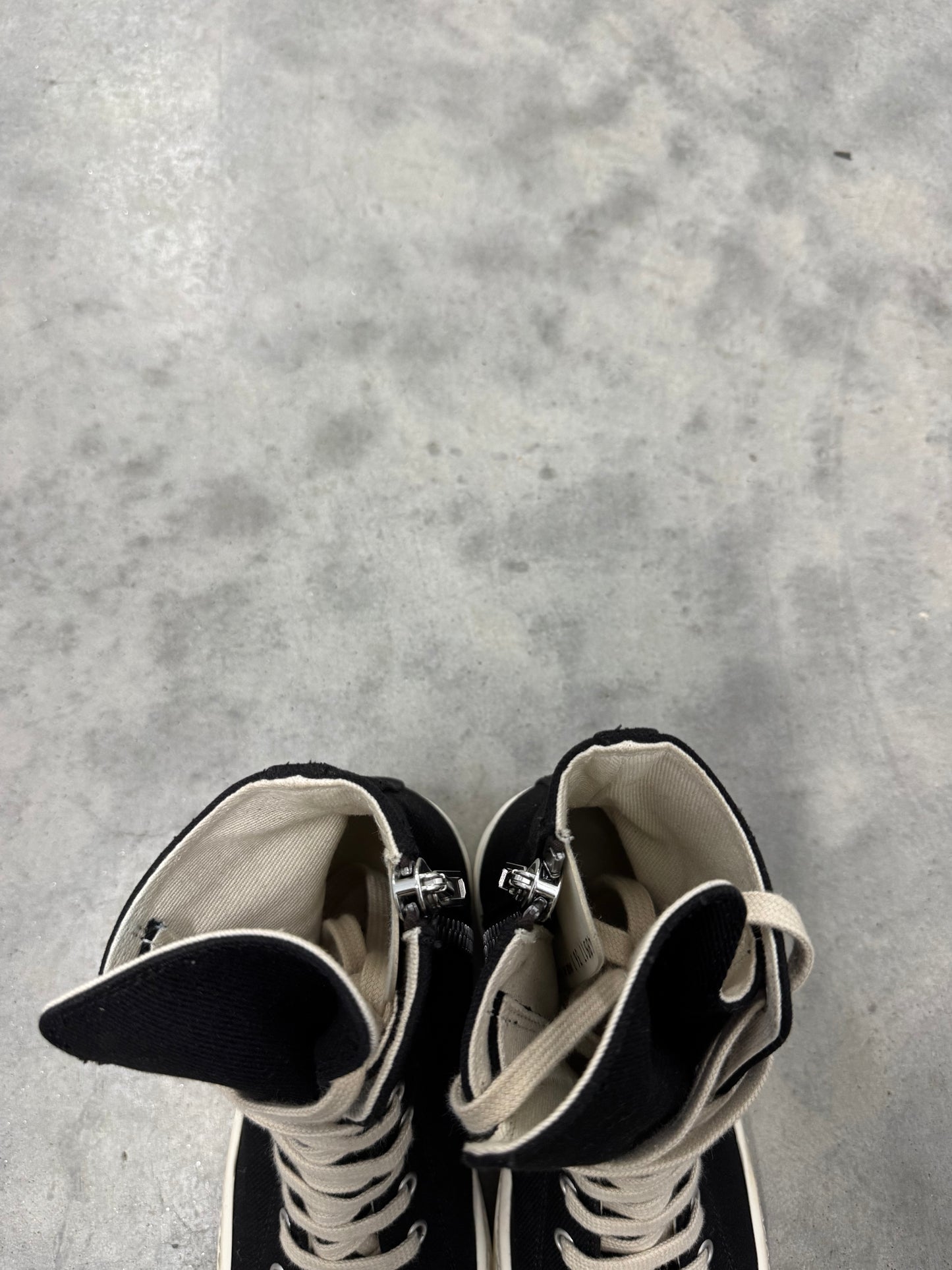 RICK OWENS DRKSHDW STROBE COTTON DENIM HIGH “ Black Milk “