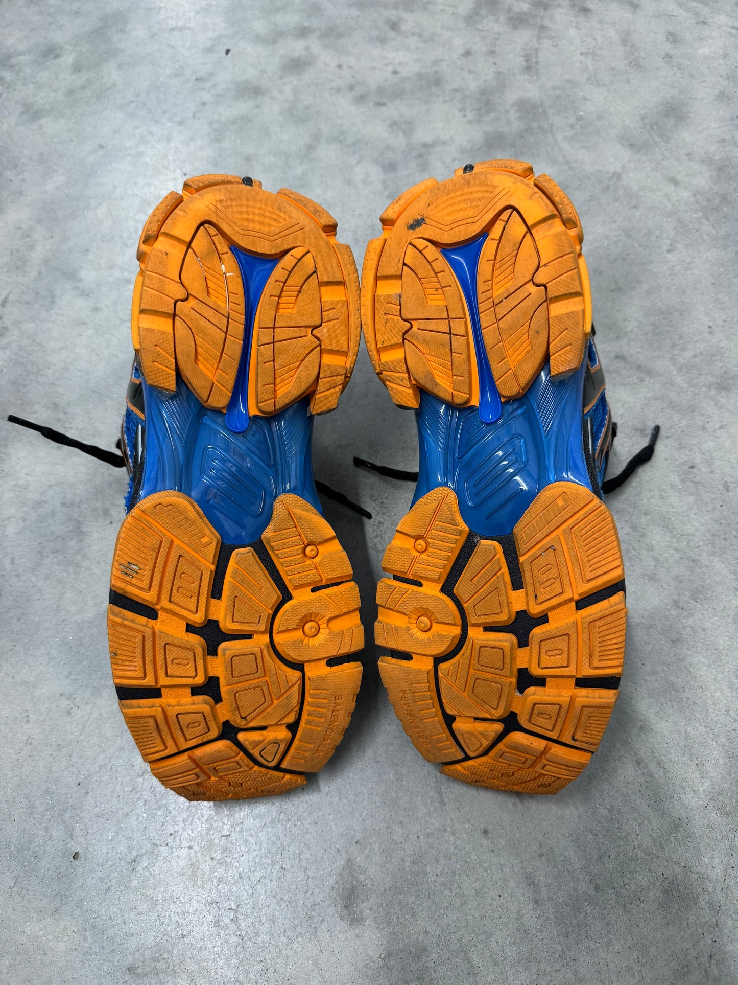 BALENCIAGA RUNNER SNEAKER “ Blue Orange “