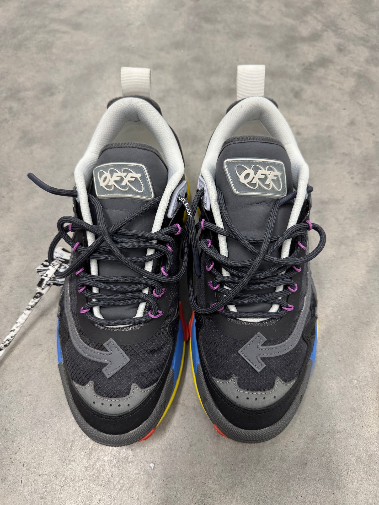 OFF-WHITE ODSY 2000 “ Black Dark Grey “