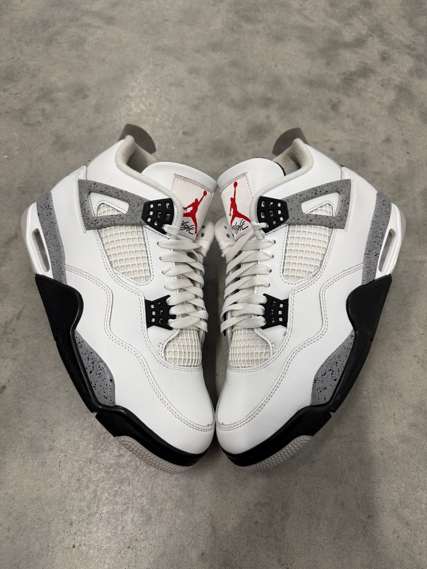 JORDAN 4 “ White Cement “