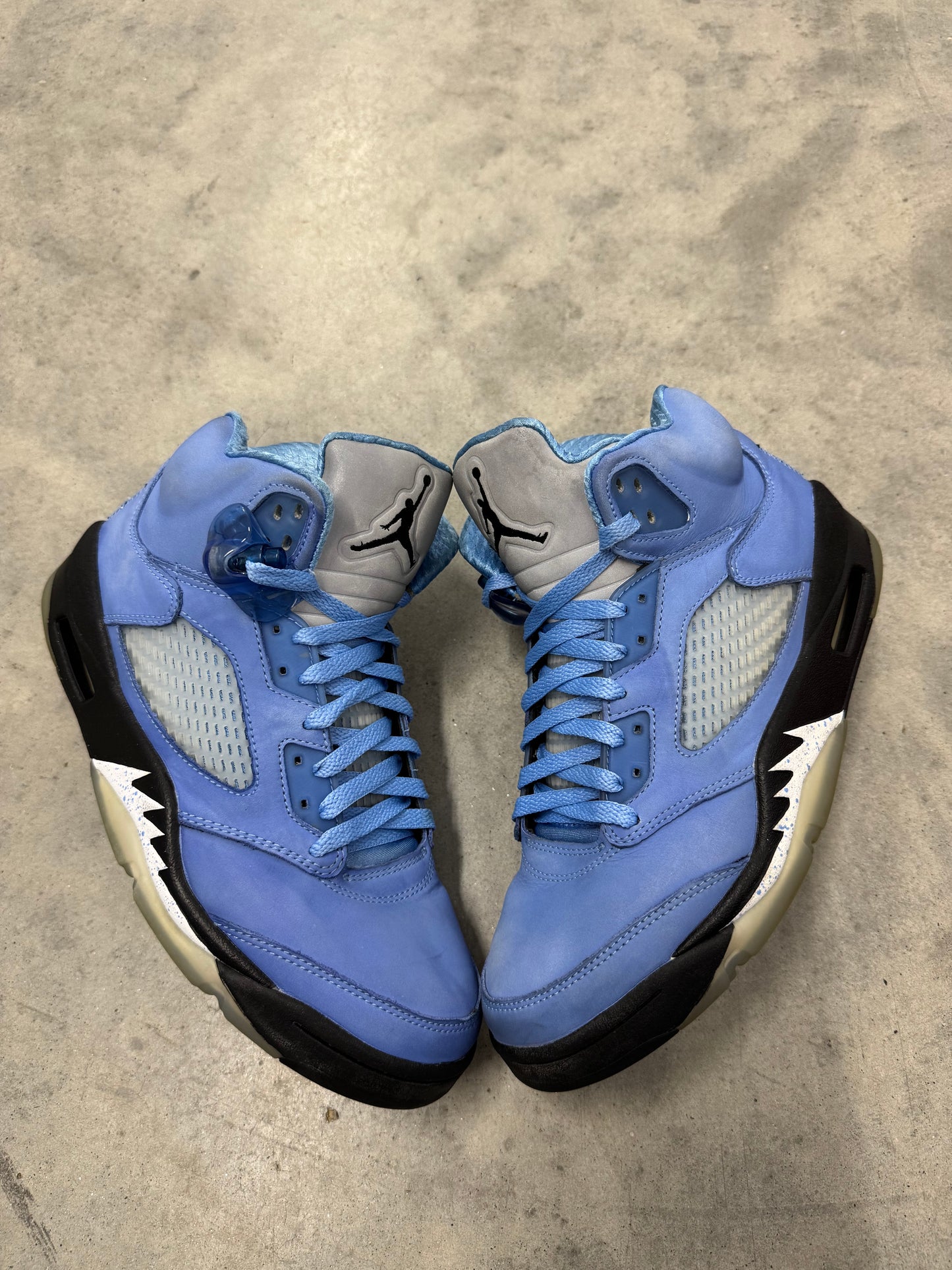 JORDAN 5 “ UNC “