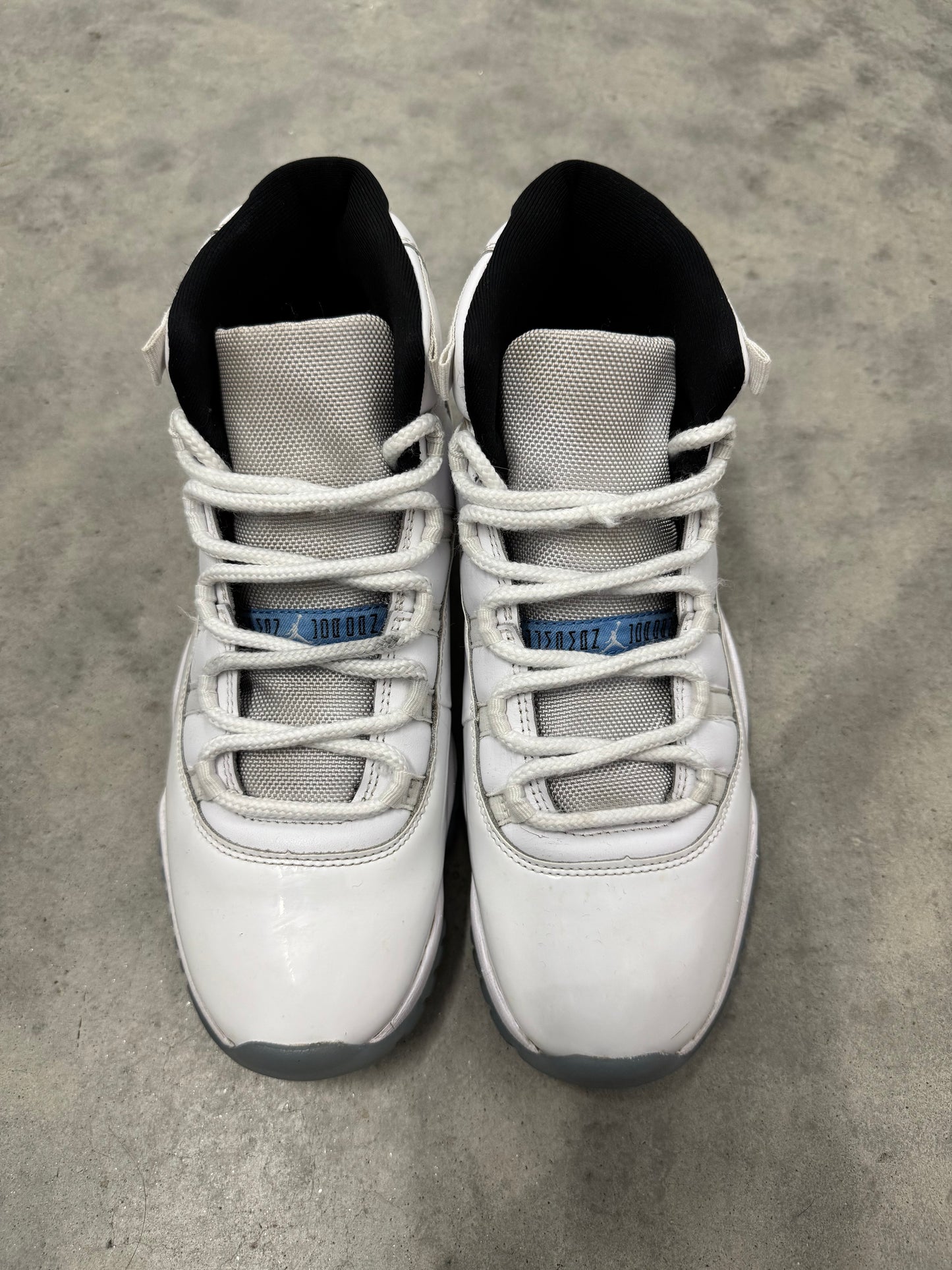 JORDAN 11 “ Legend Blue “
