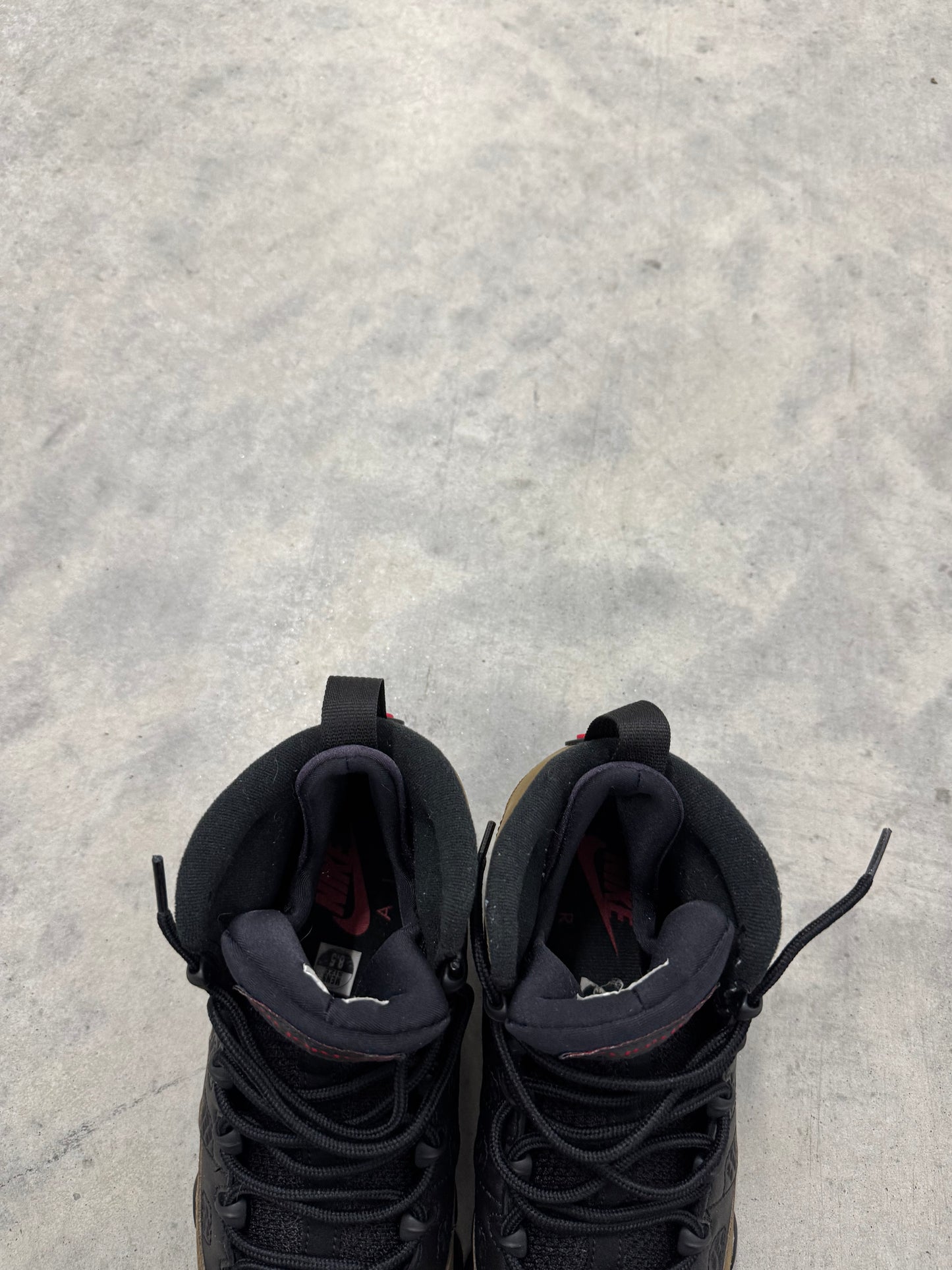 JORDAN 9 “ Olive “