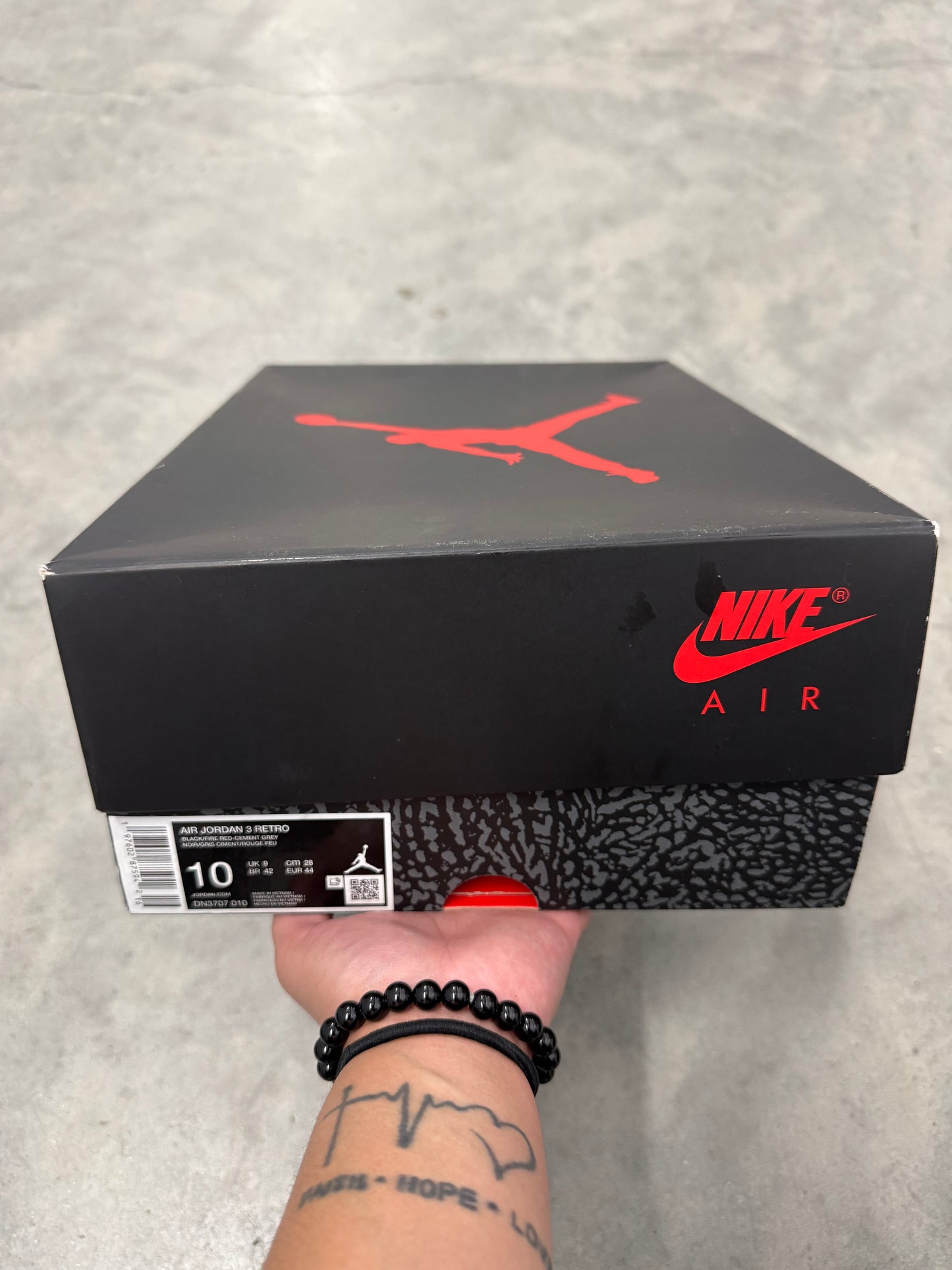 JORDAN 3 “ Black Cement “ ( 2024 )