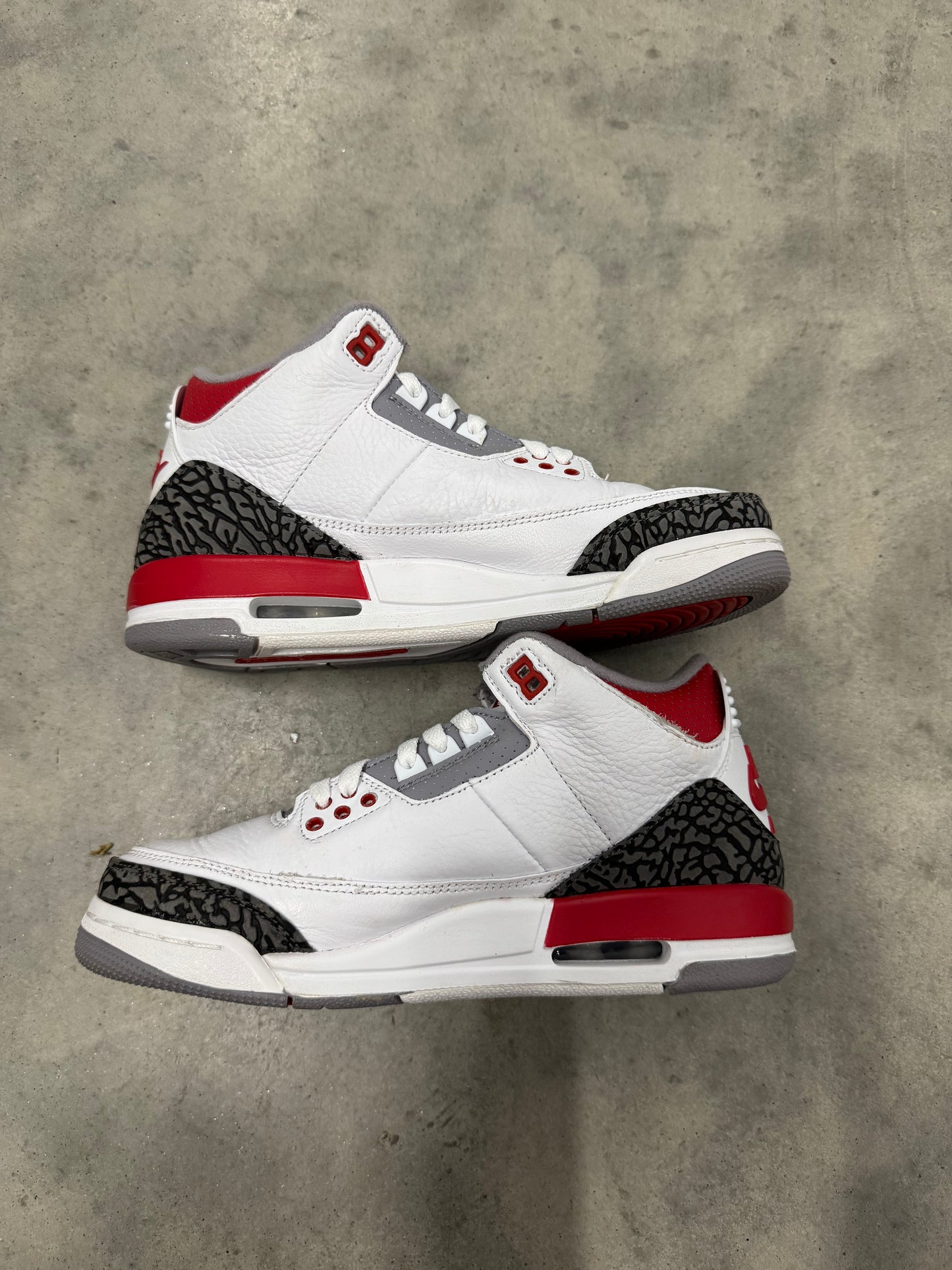 JORDAN 3 “ Fire Red “