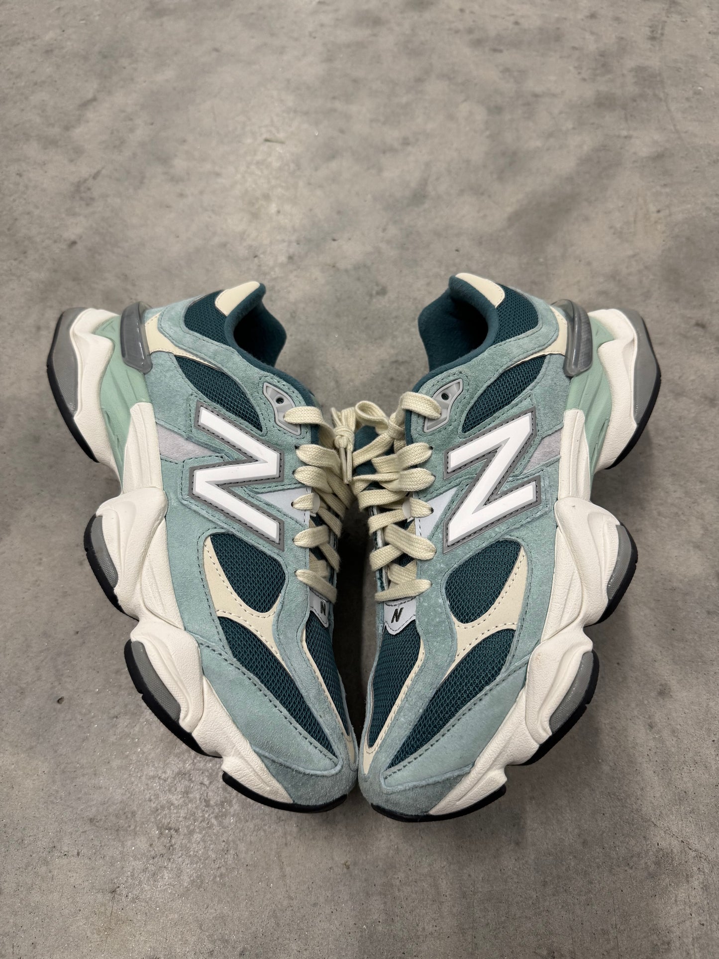 NEW BALANCE 9060 “ New Spruce Salt Marsh “