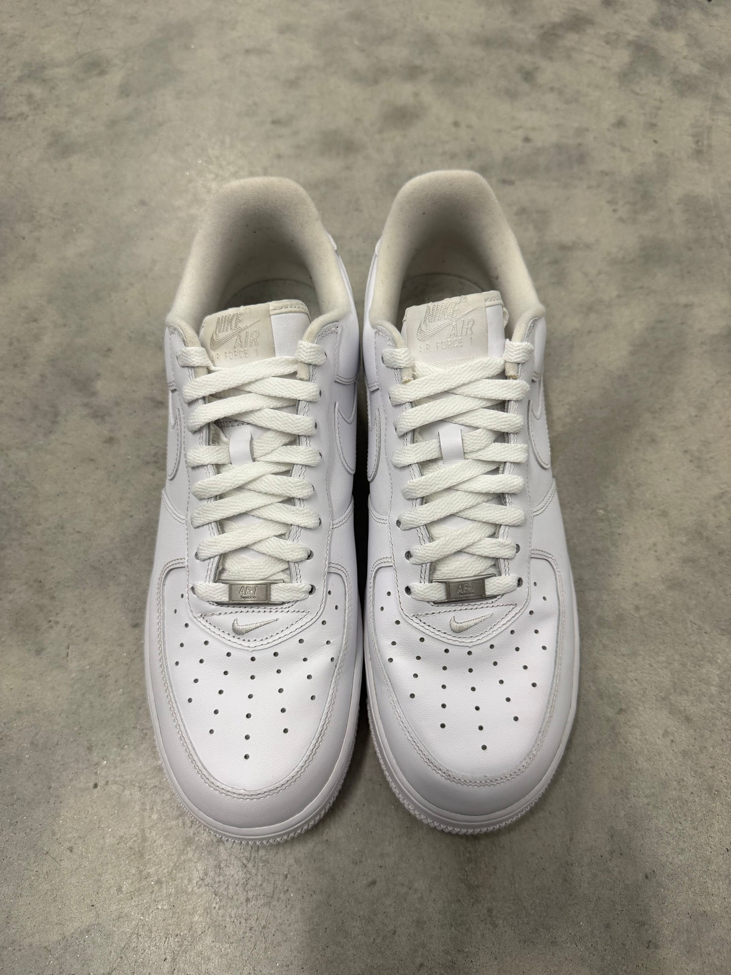 AIR FORCE SUPREME LOW “ Box-Logo White “
