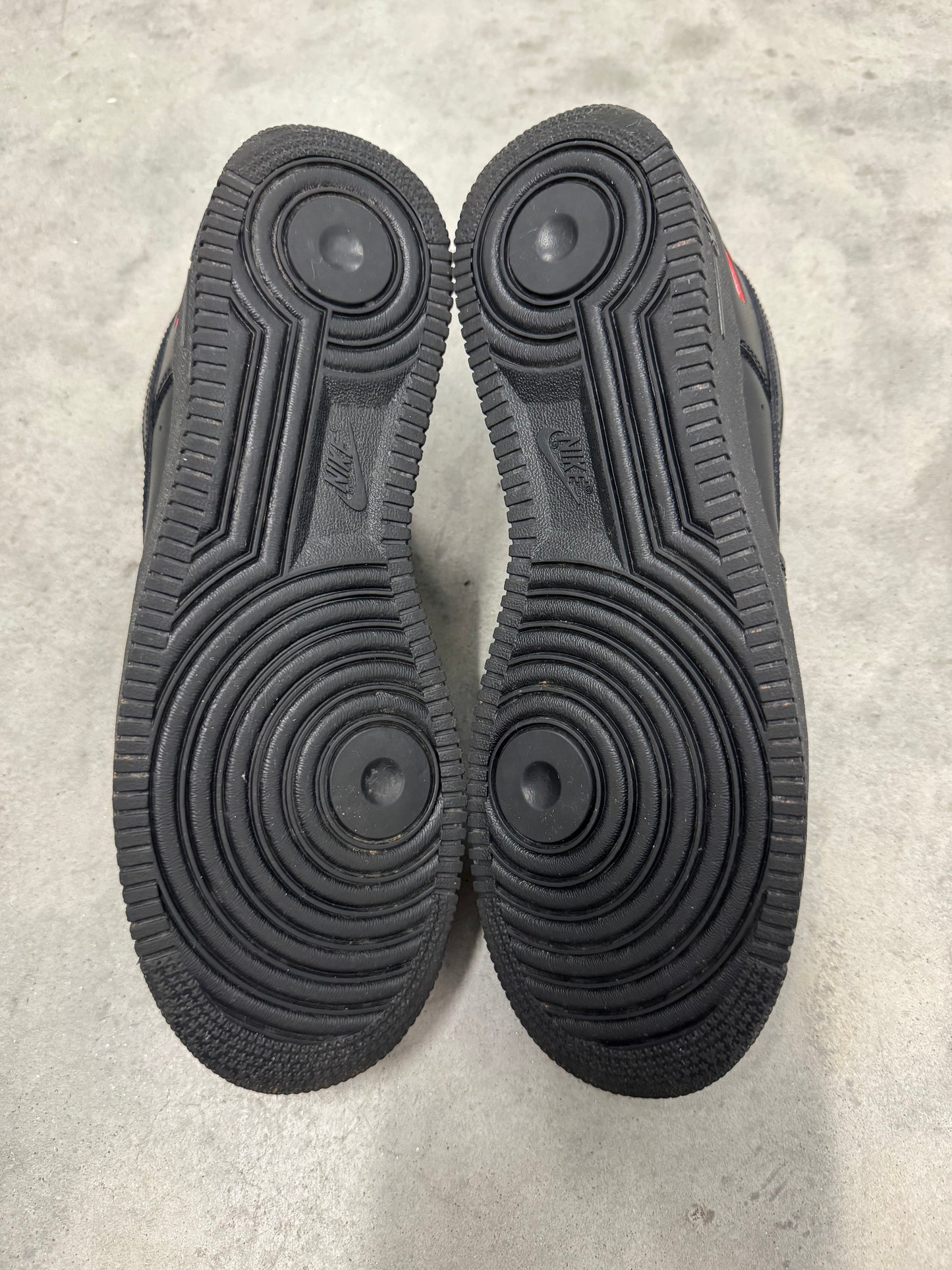 AIR FORCE SUPREME LOW “ Black “