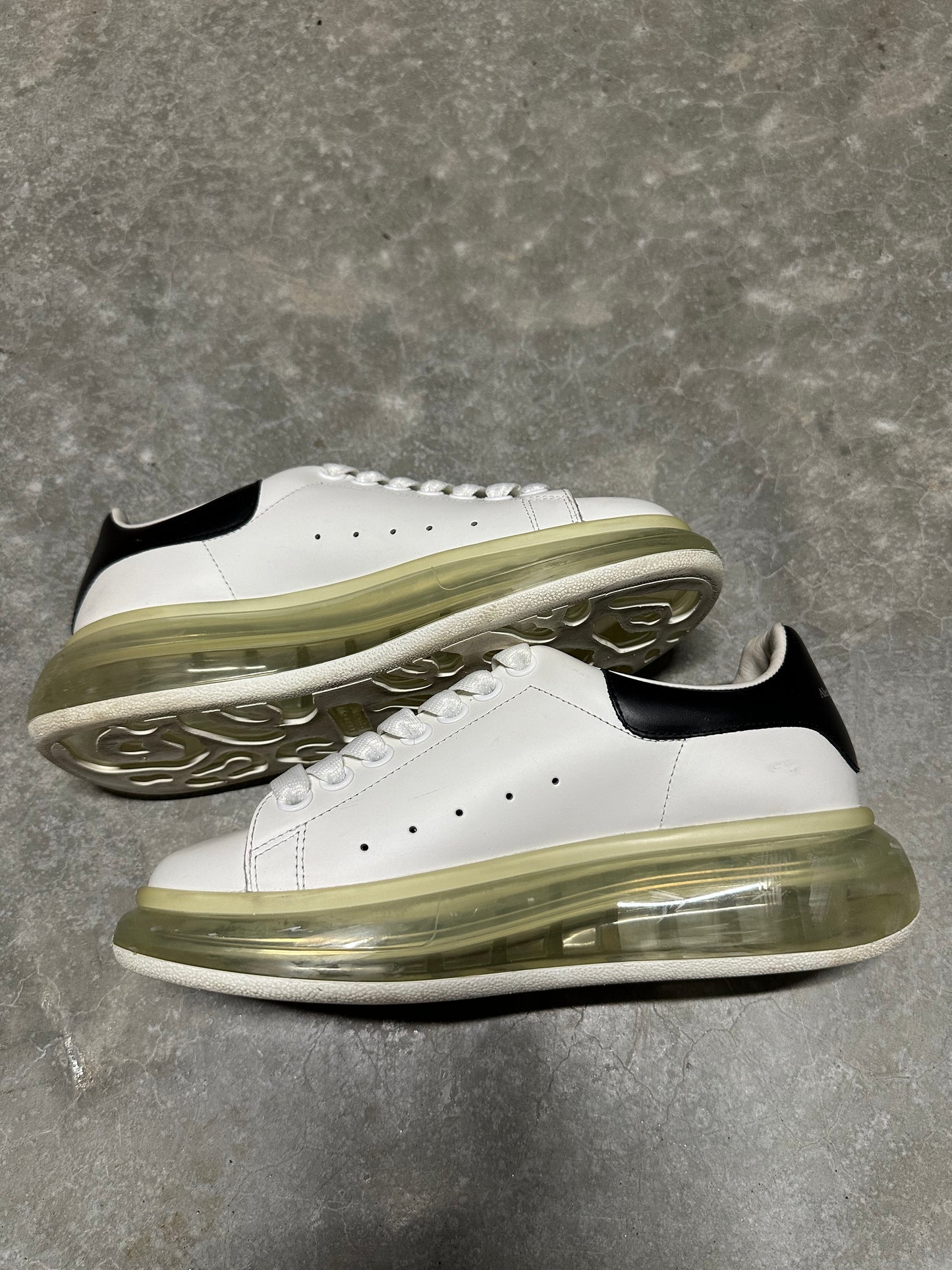 ALEXANDER MCQUEEN OVERSIZED SNEAKERS “ CLEAR SOLE “