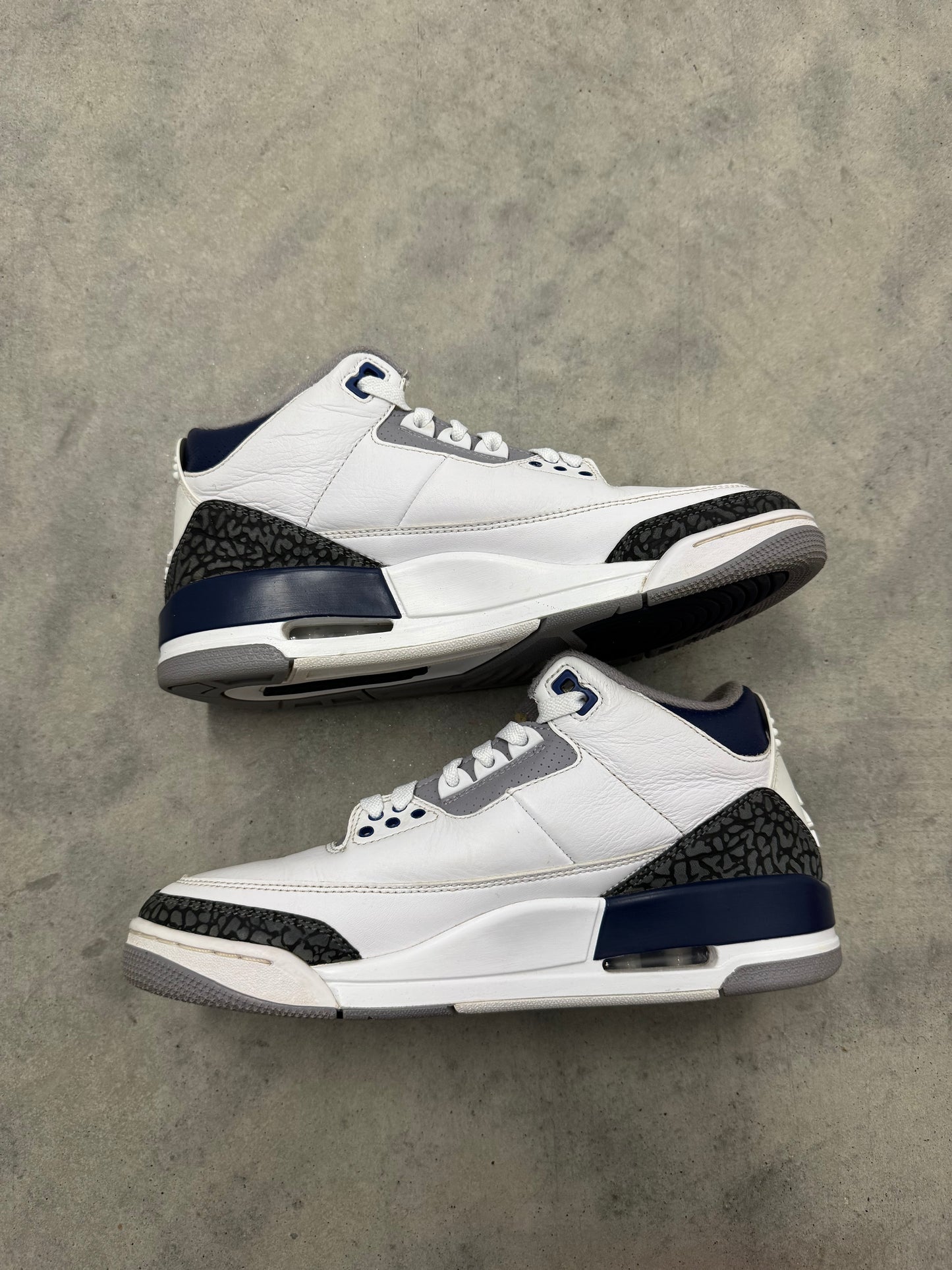 JORDAN 3 “ Midnight Navy “