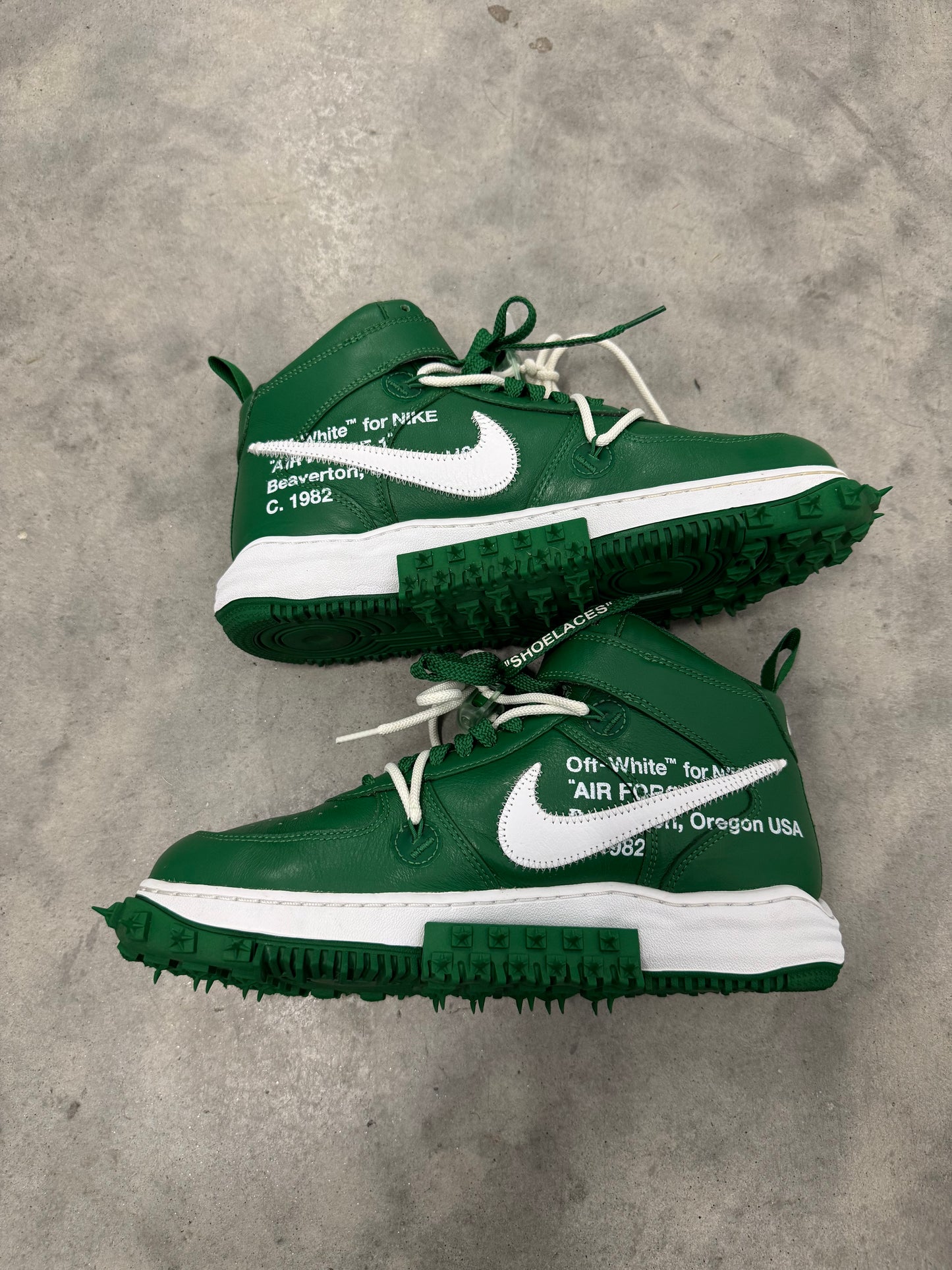 OFF-WHITE AIR FORCE 1 MID “ Pine Green “