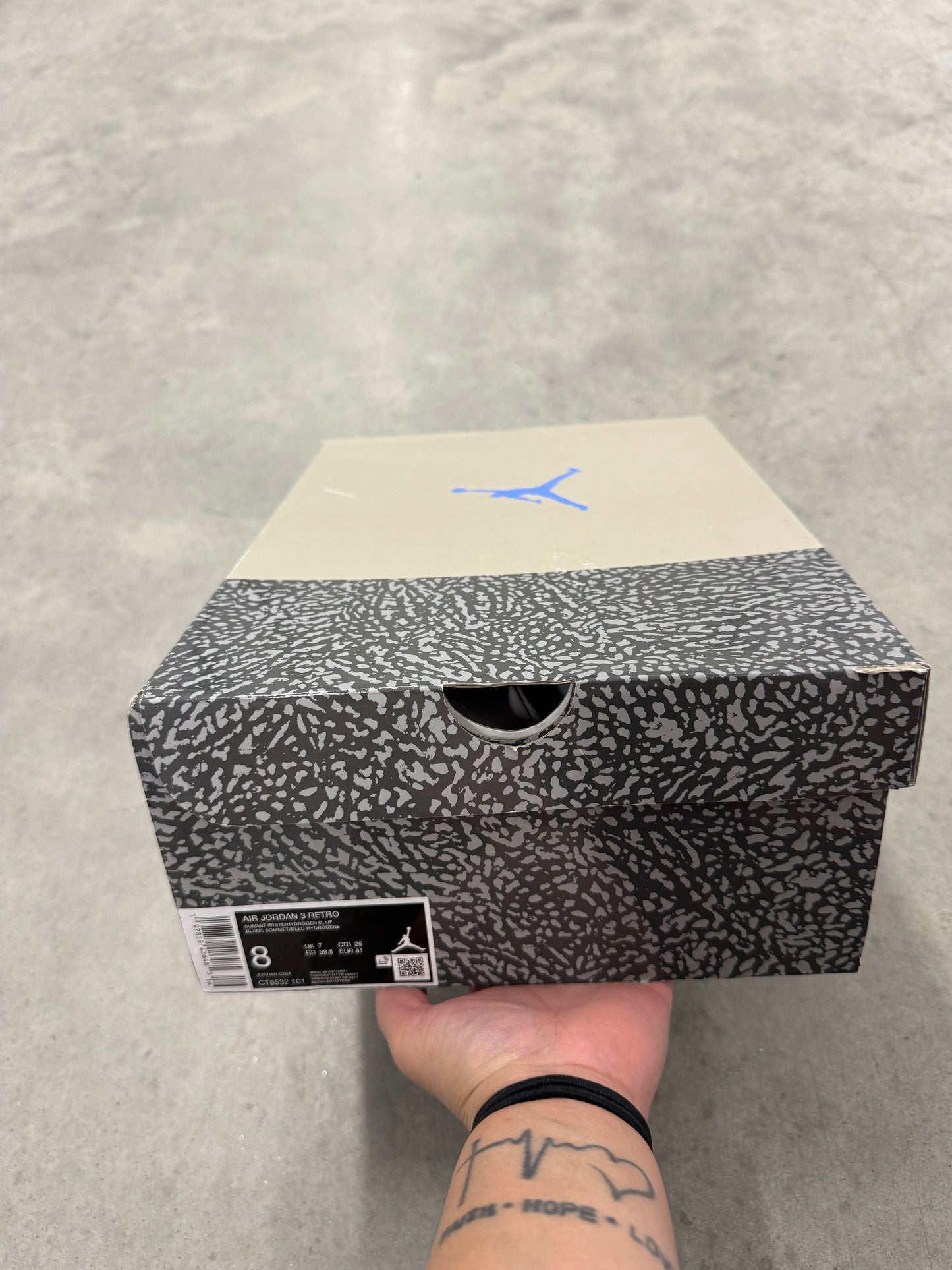 JORDAN 3 “ Lucky Short“