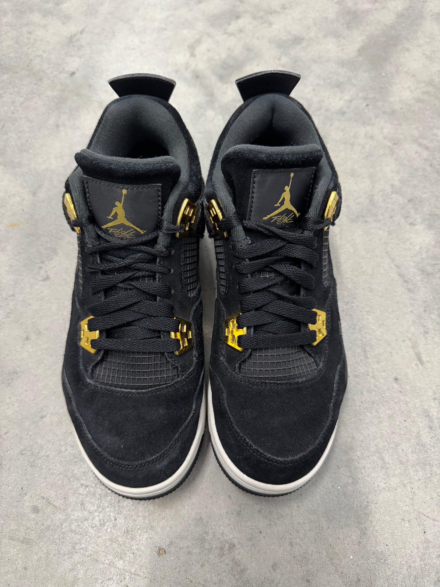 JORDAN 4 “ Royalty “