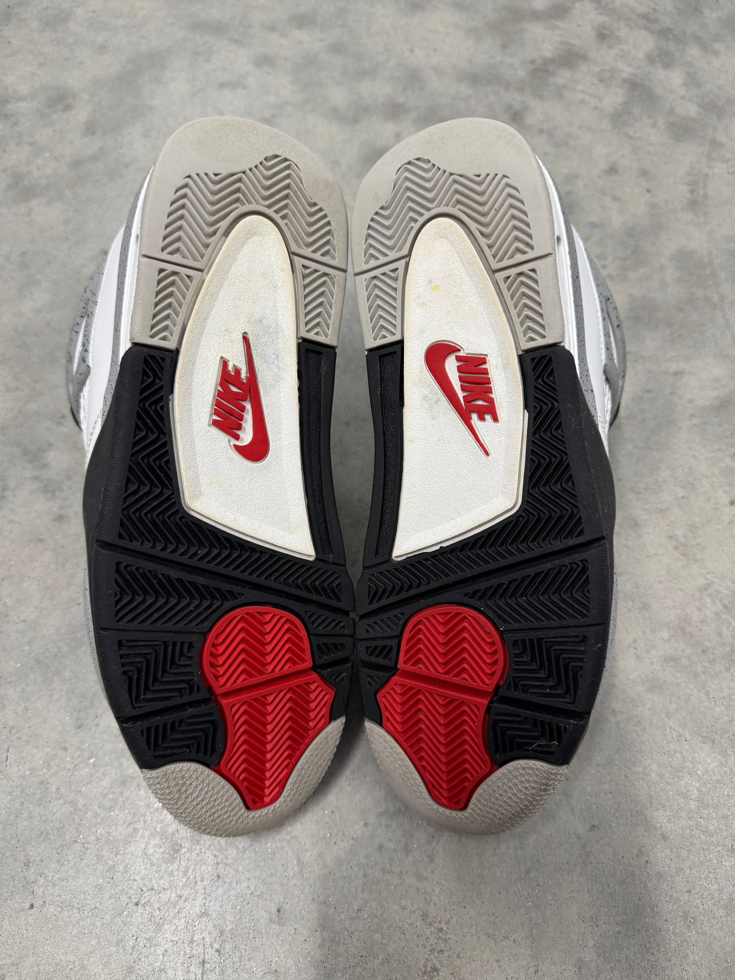 JORDAN 4 “ White Cement “