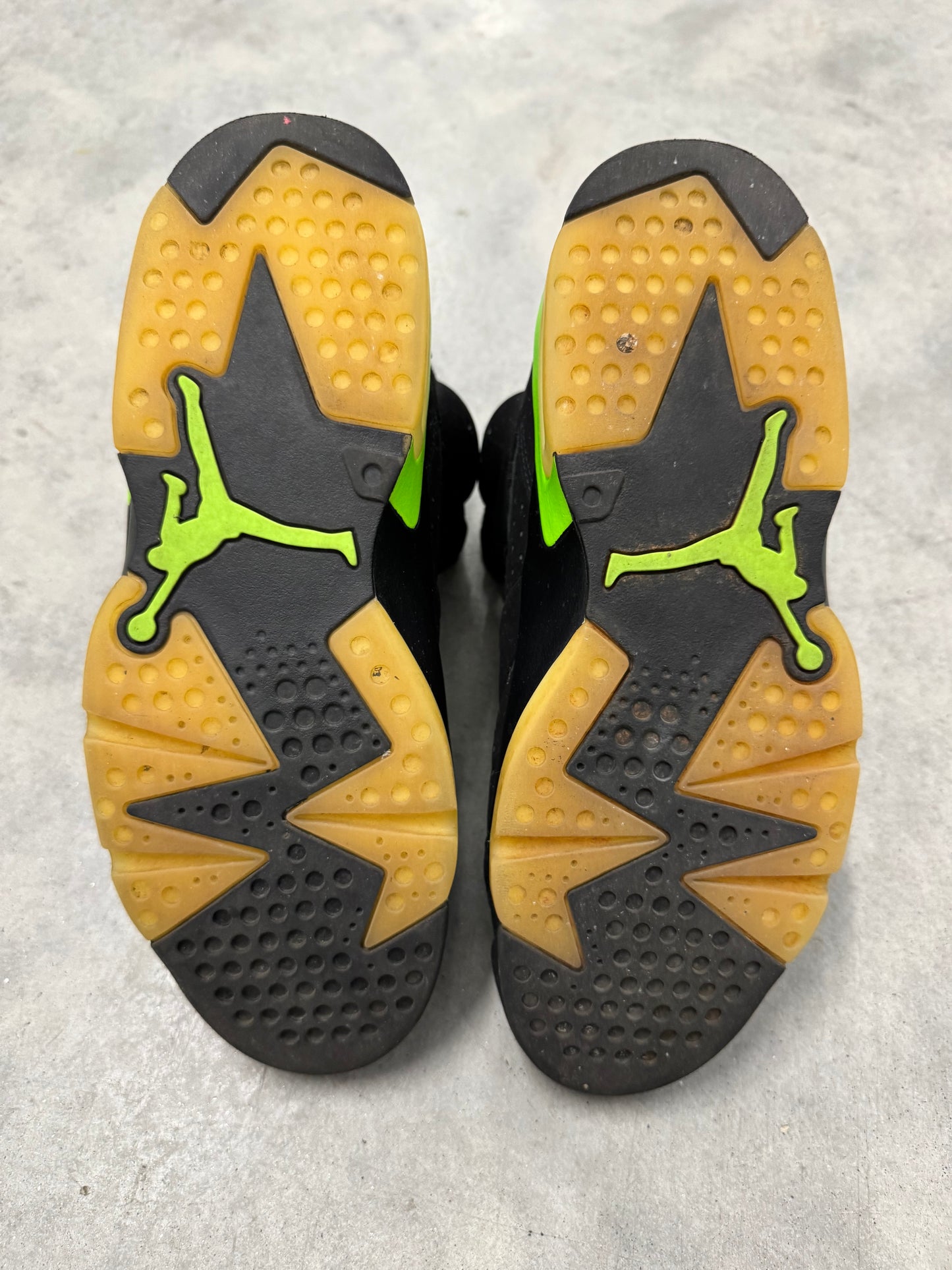 JORDAN 6 “ Electric Green “