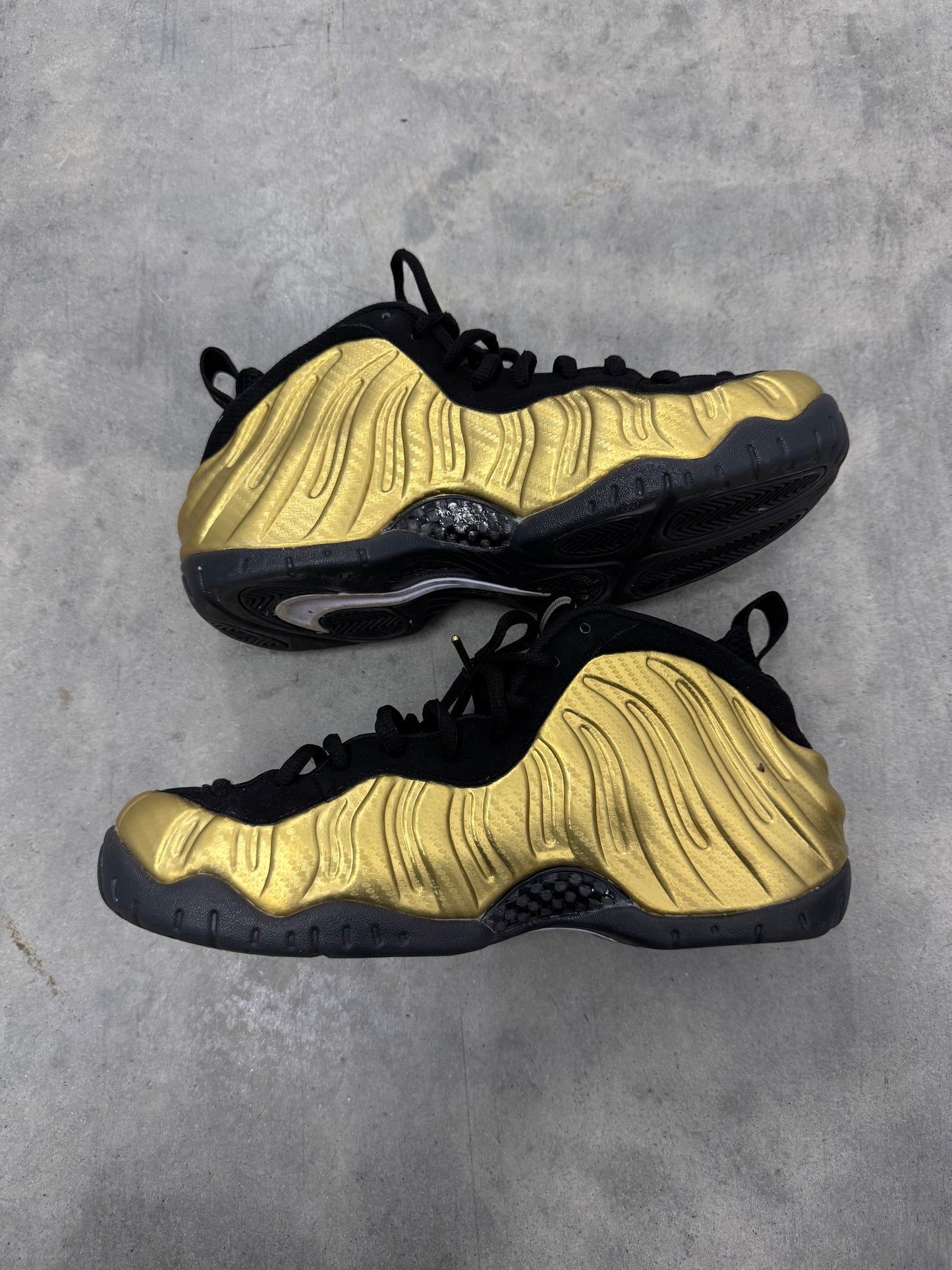 AIR FOAMPOSITE PRO “ Metallic Gold “