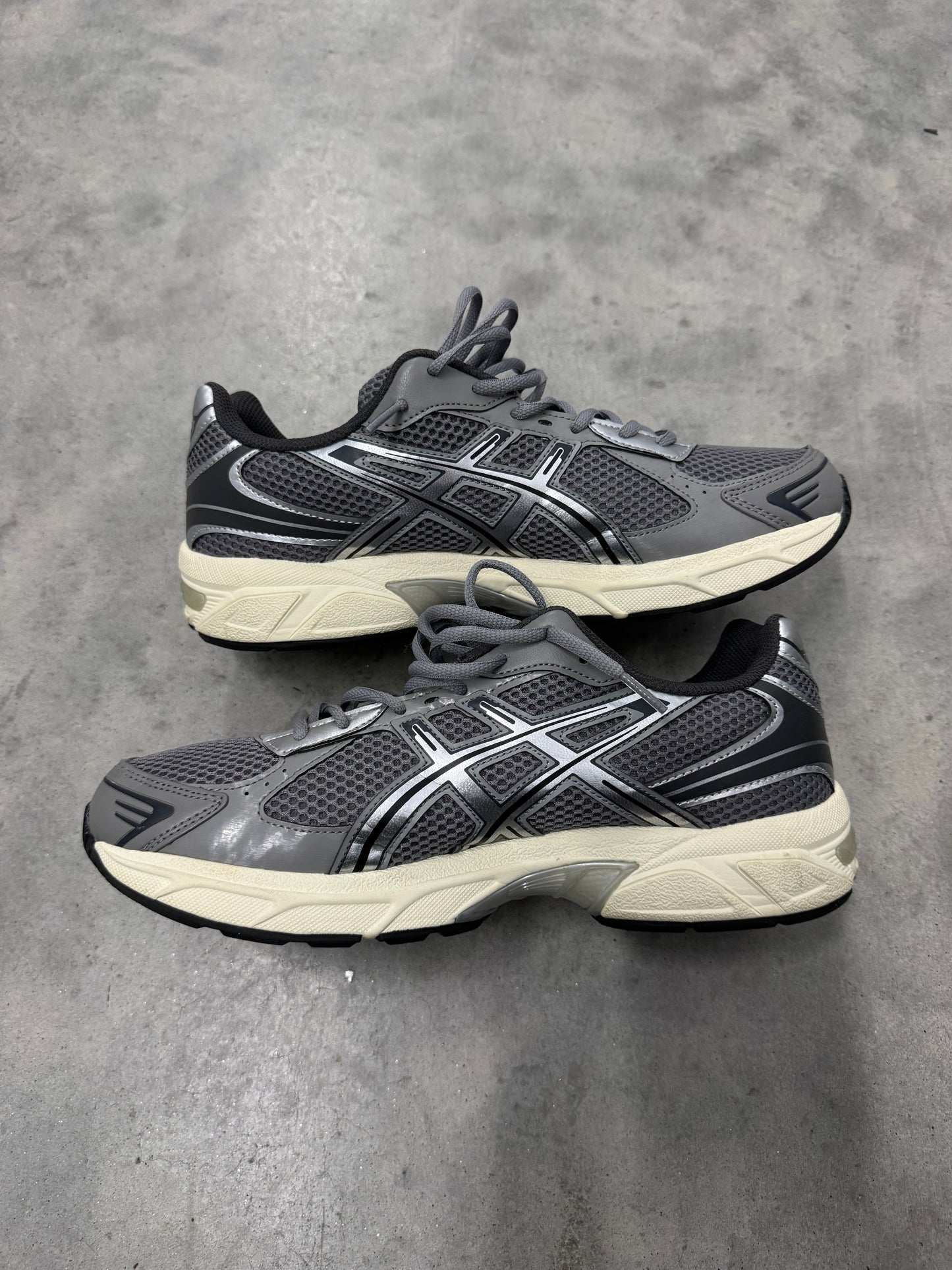 ASICS GEL-1130 “ Clay Grey Pure Silver “