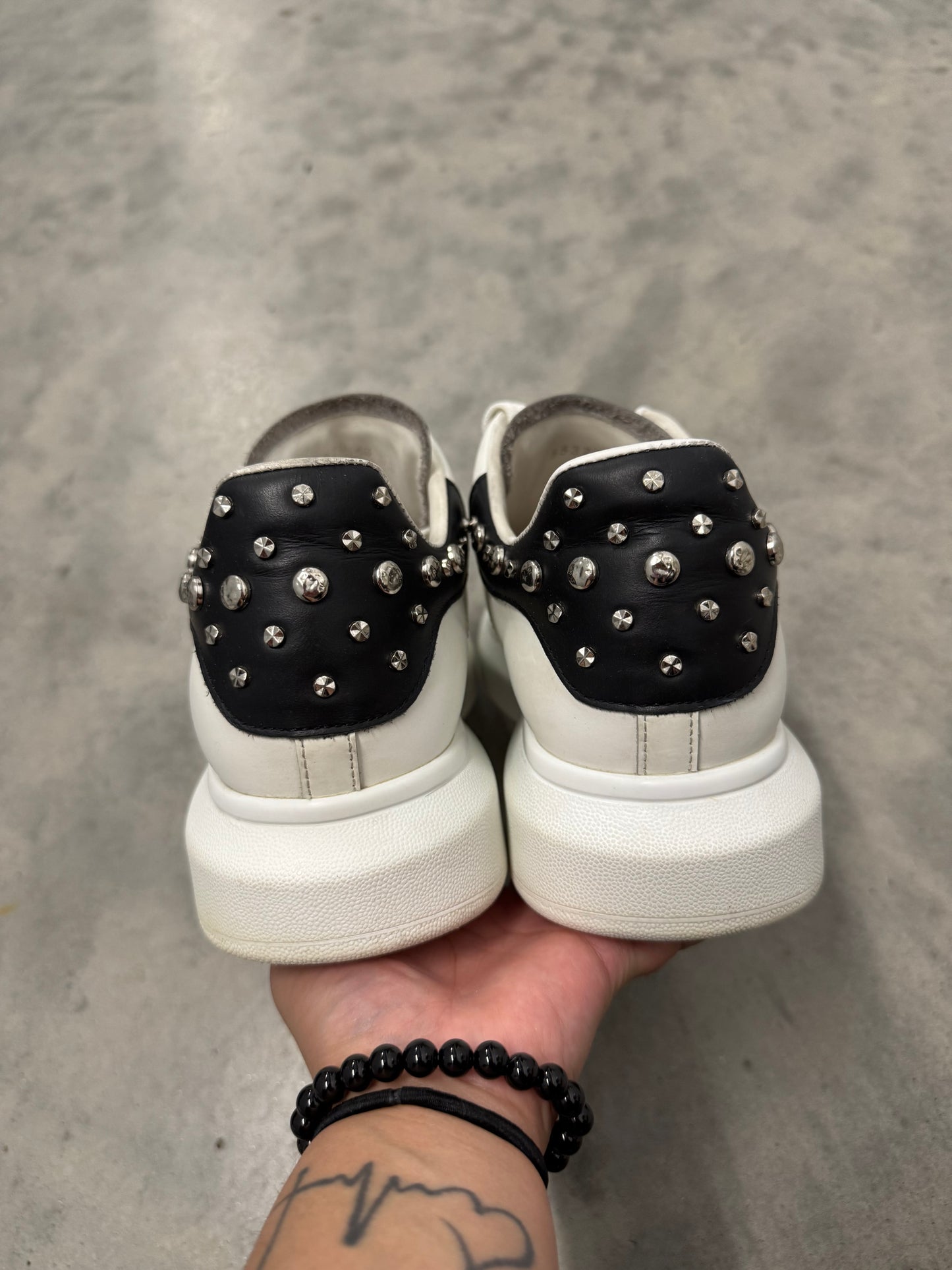 ALEXANDER MCQUEEN OVERSIZED SNEAKERS STUDDED “ Black “