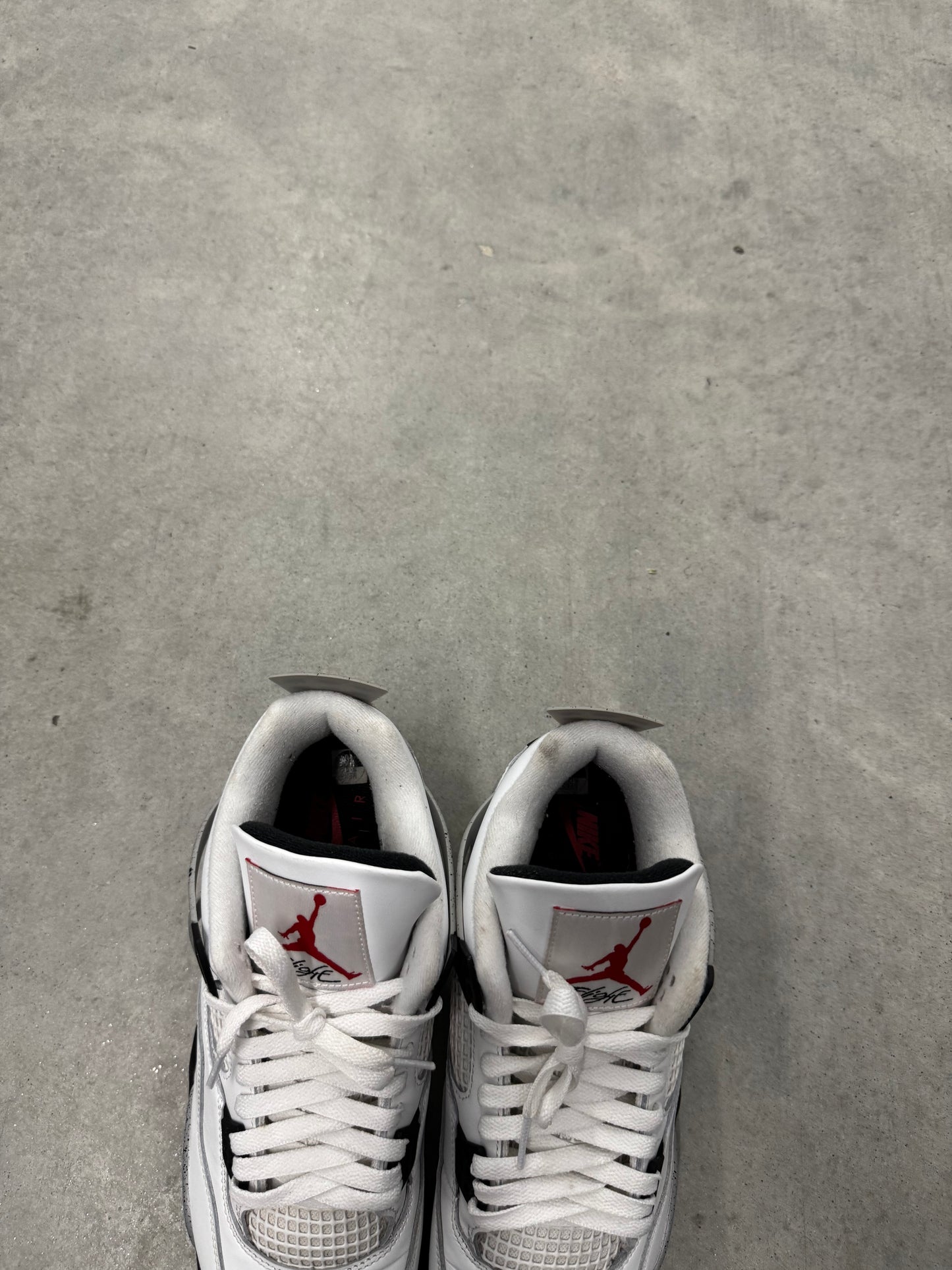 JORDAN 4 “ White Cement “ ( 2025 )