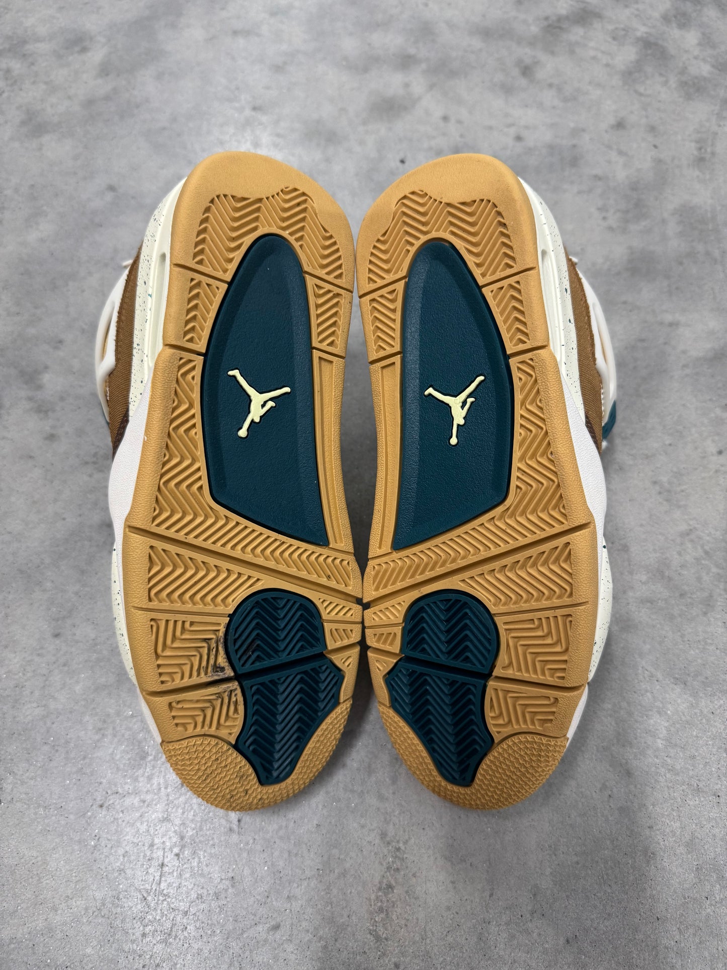JORDAN 4 “ Cacao Wow “