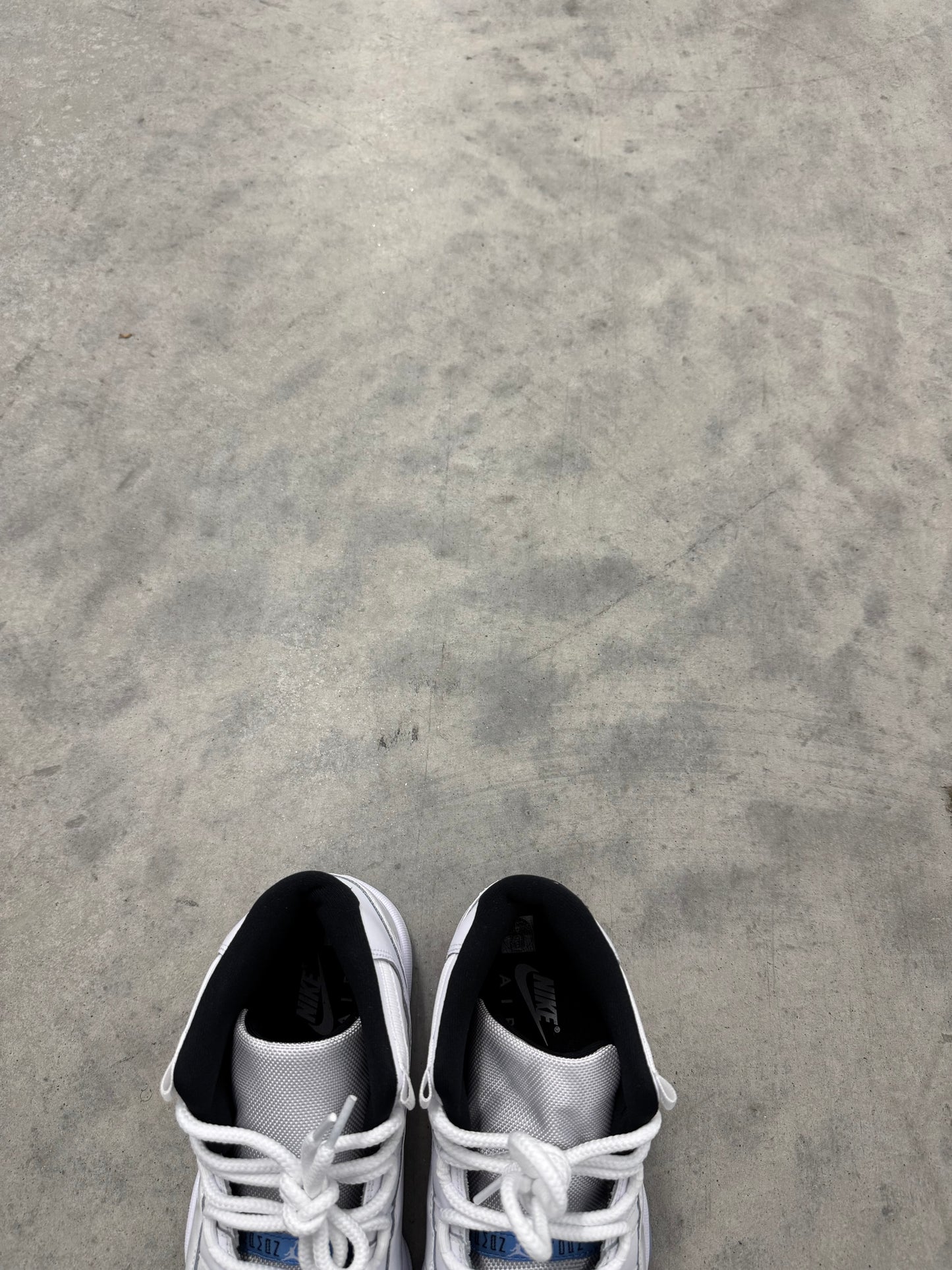 JORDAN 11 “ Legend Blue “