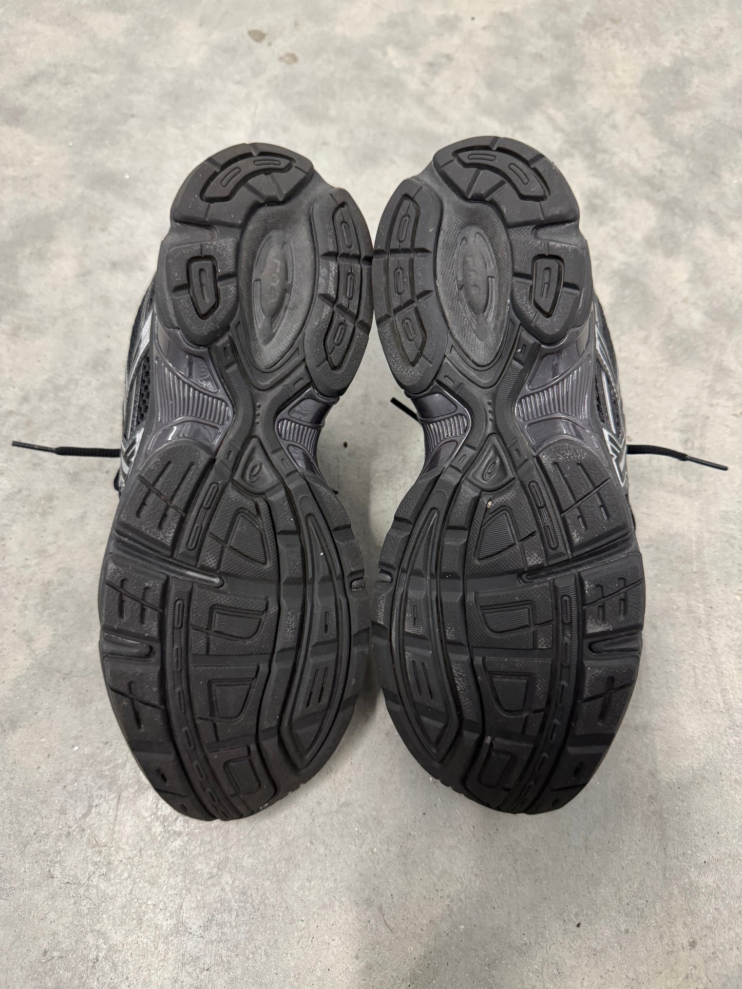 ASICS GEL-1130 “ Black Pure Silver “