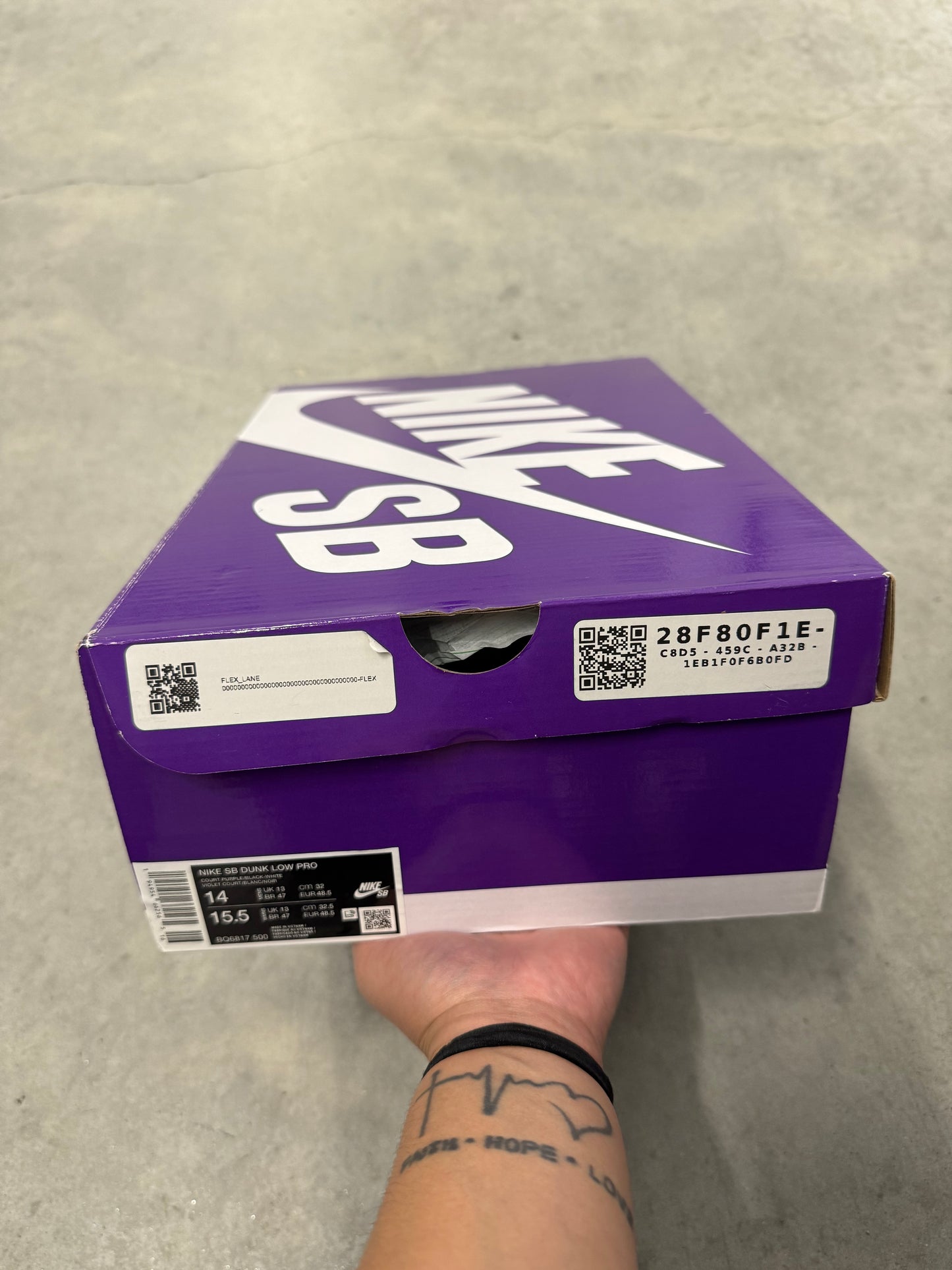 NIKE SB DUNK LOW PRO “ Court Purple “