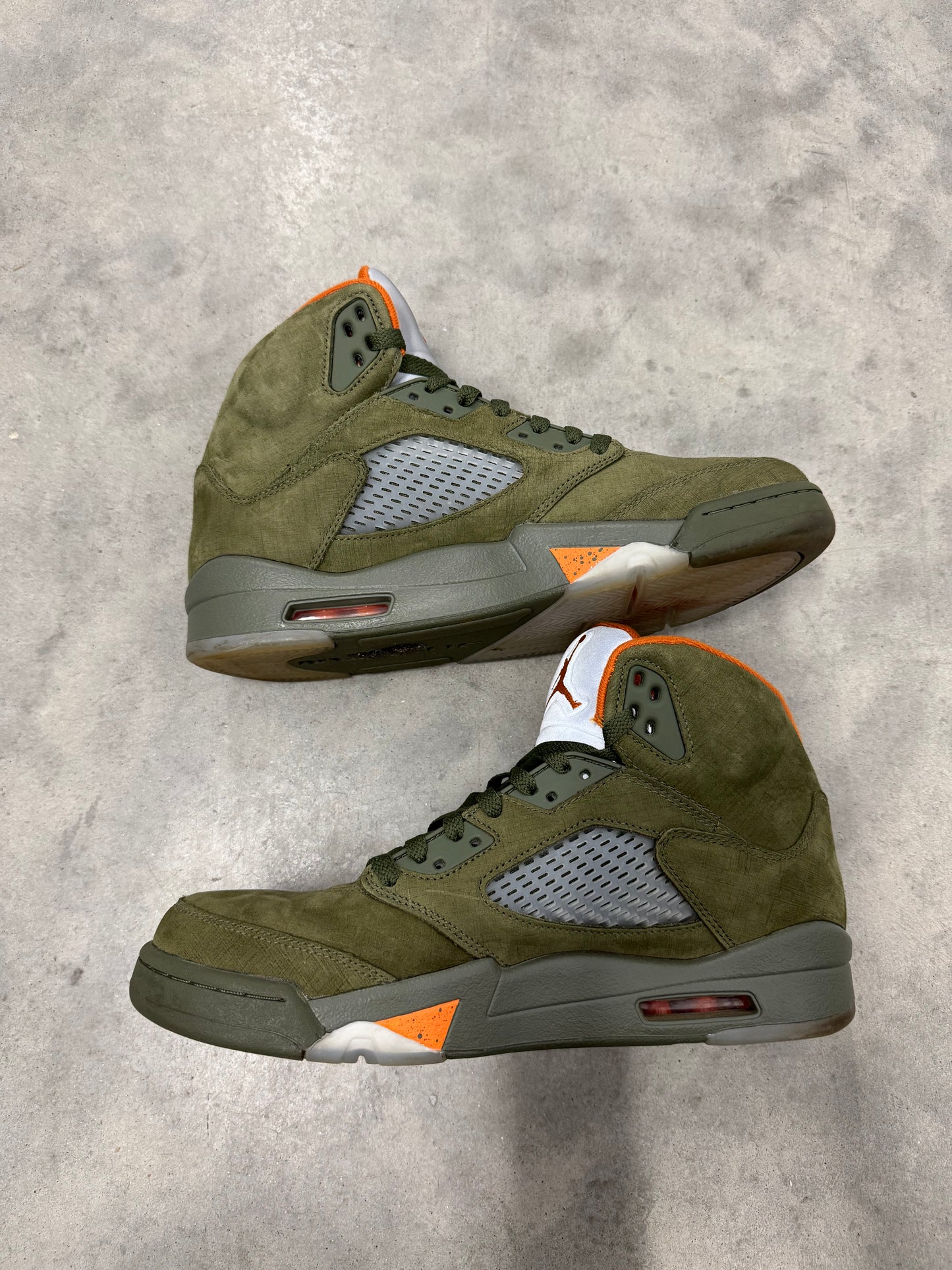 JORDAN 5 “ Olive “