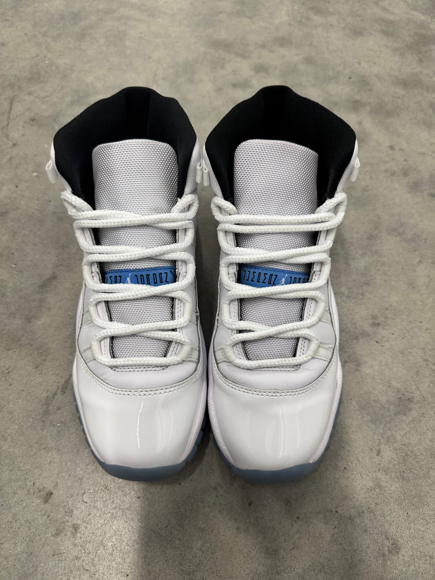 JORDAN 11 “ Legend Blue “