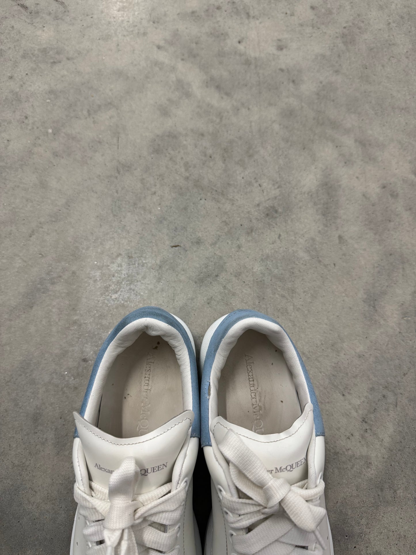 ALEXANDER MCQUEEN OVERSIZED SNEAKER “ White Powder Blue “