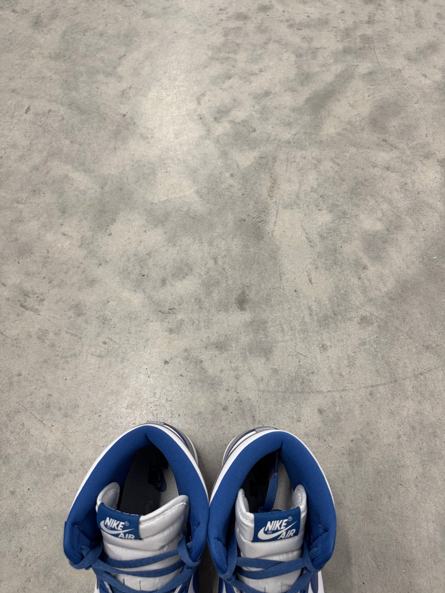 JORDAN 1 “ True Blue “