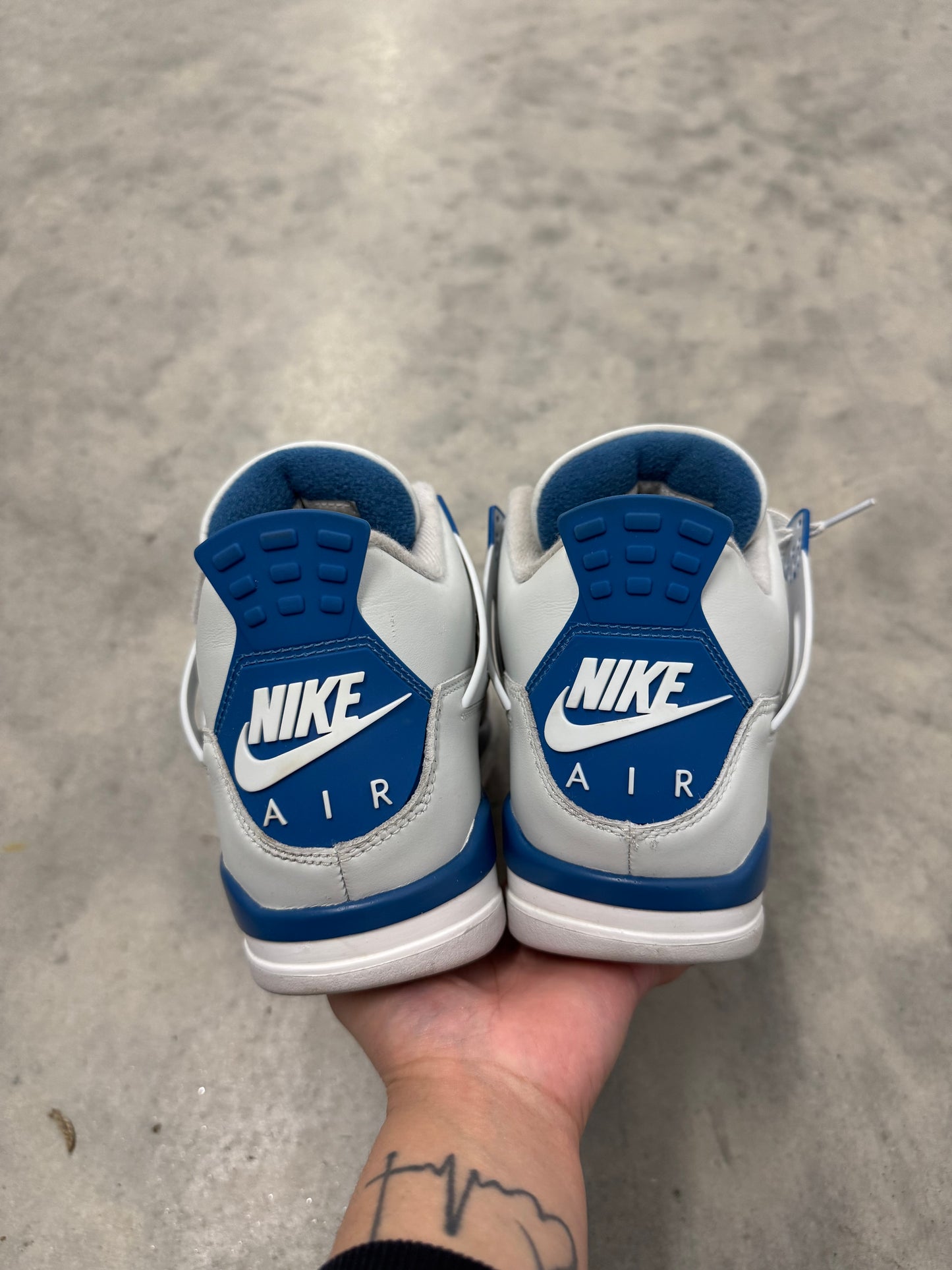 JORDAN 4 “ Military Blue “