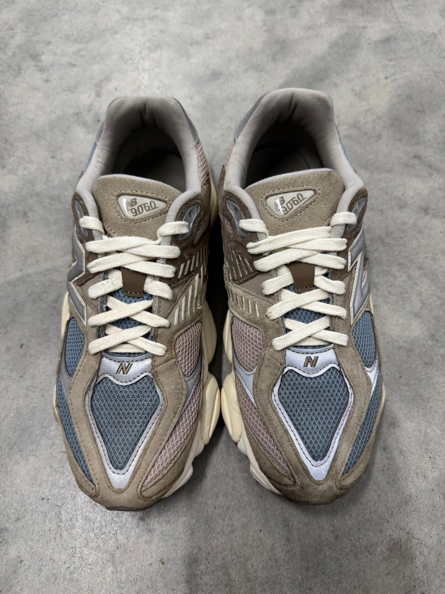 NEW BALANCE 9060 “ Cherry Blossom Pack - Mushroom “
